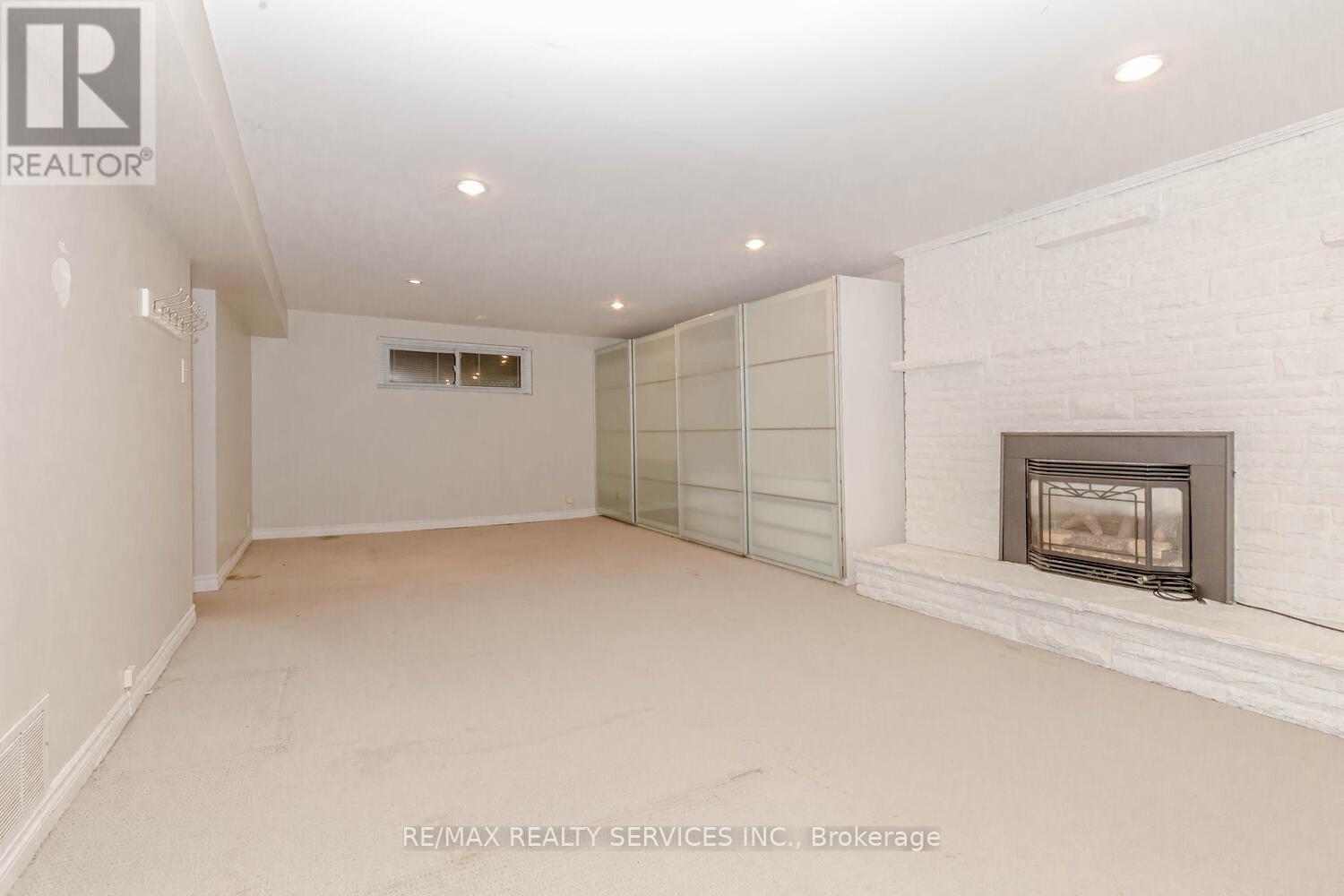 1259 Twin Oaks Dell Drive, Mississauga, Ontario  L5H 3J7 - Photo 30 - W12158630