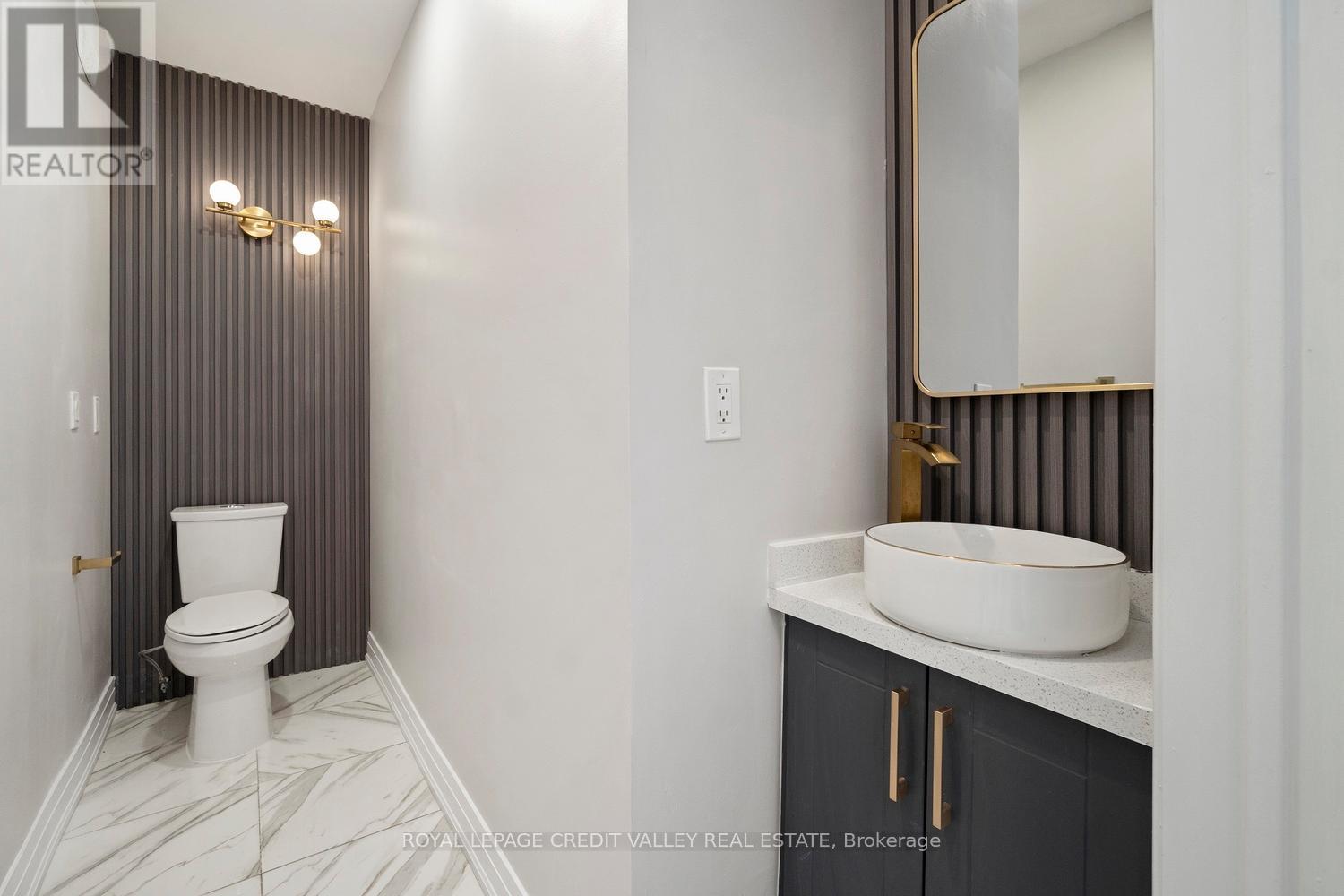 Property at 972 WINTERTON WAY image 5