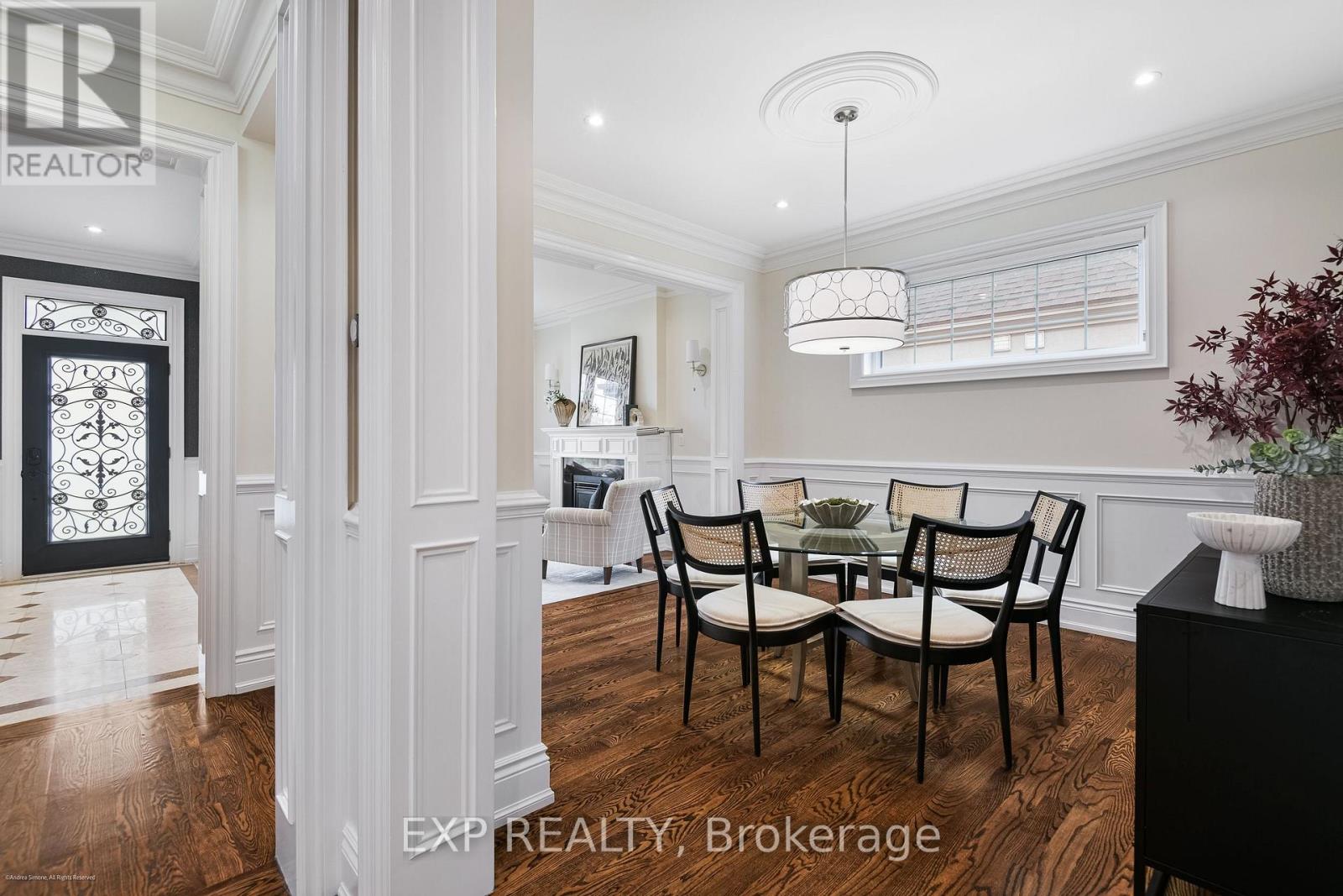 40 Hilldowntree Road, Toronto, Ontario  M9A 2Z8 - Photo 8 - W12158694