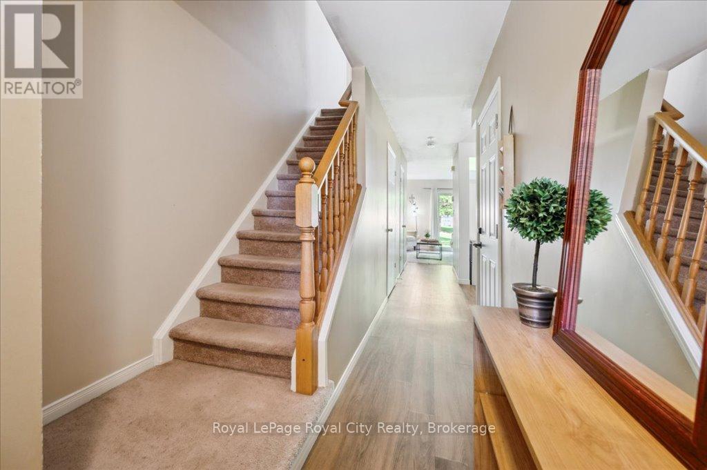 69 Roehampton Crescent, Guelph, Ontario  N1L 1M8 - Photo 12 - X12158778