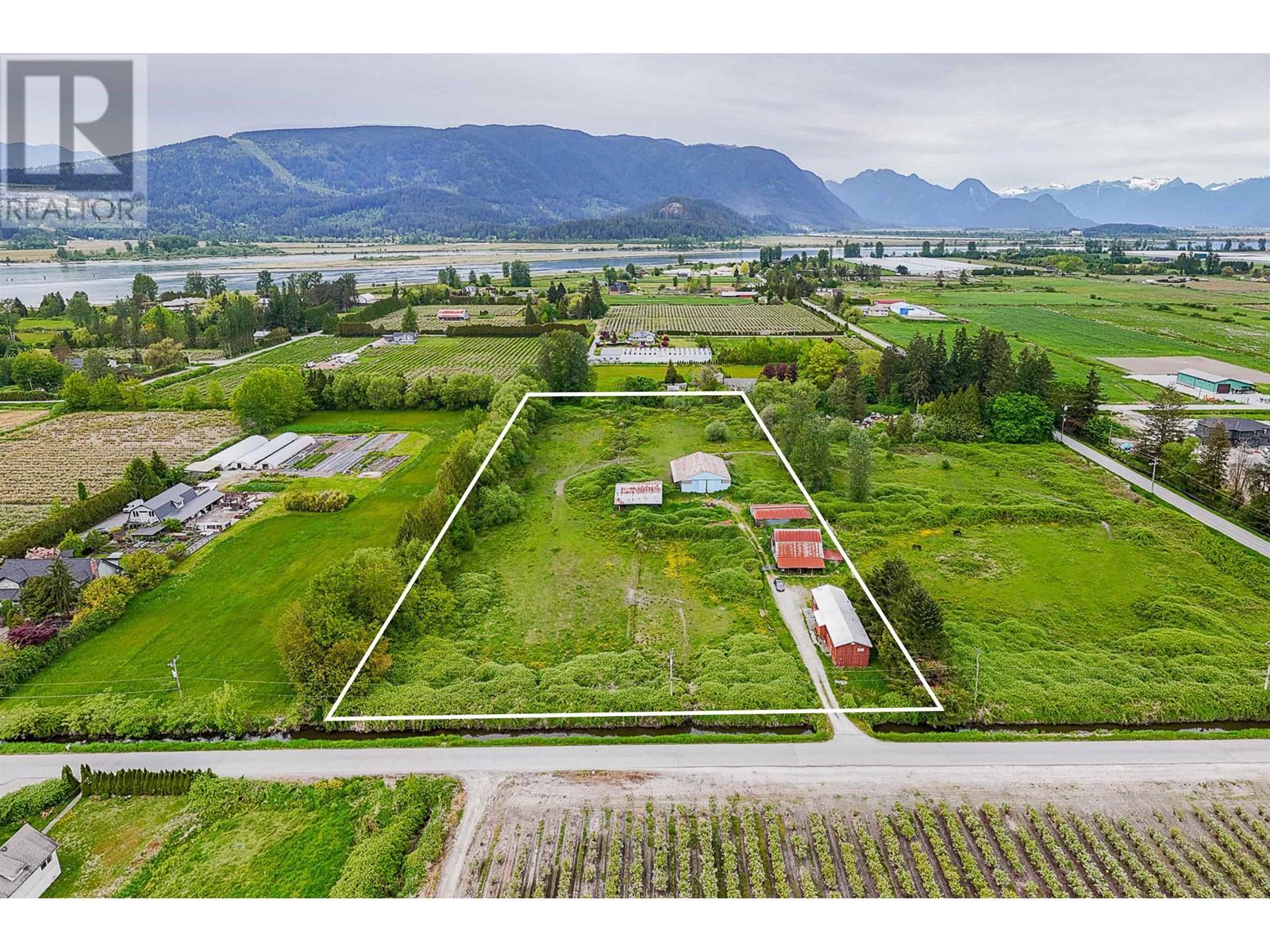 19141 Mcquarrie Road, Pitt Meadows, British Columbia  V3Y 1Z1 - Photo 9 - R3002135