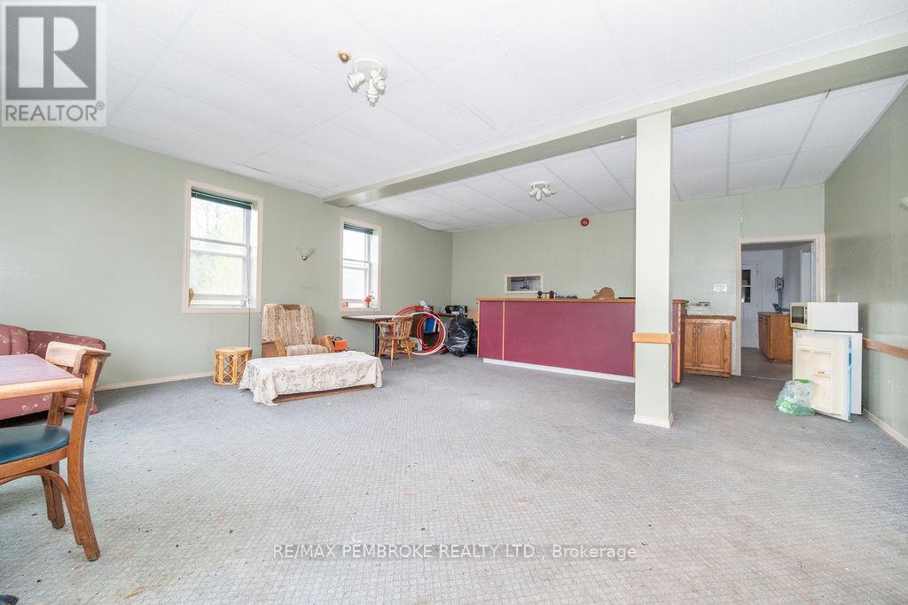 40650 Highway 17 Highway, Head, Ontario  K0J 2K0 - Photo 4 - X12129862
