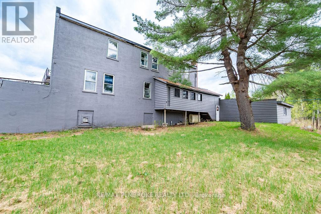 40650 Highway 17 Highway, Head, Ontario  K0J 2K0 - Photo 42 - X12129862