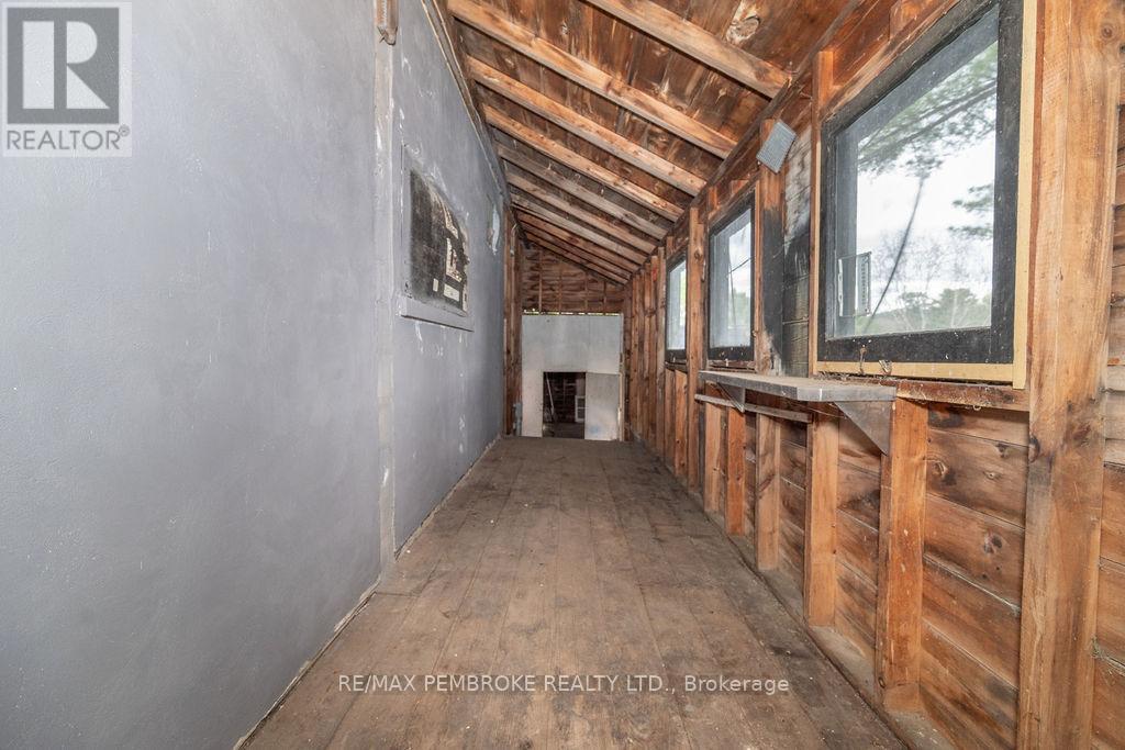 40650 Highway 17 Highway, Head, Ontario  K0J 2K0 - Photo 43 - X12129862