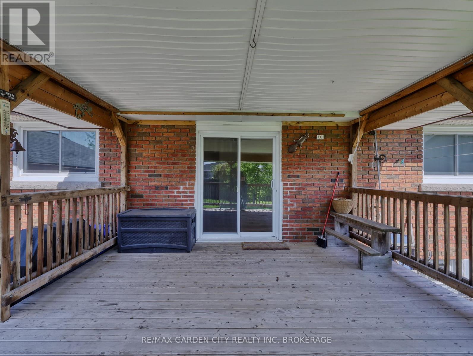 136 Classic Avenue, Welland, Ontario  L3B 1P7 - Photo 38 - X12158787