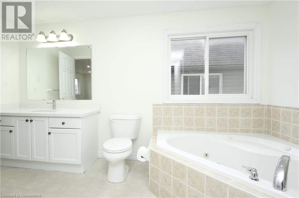 38 Verona Street, Kitchener, Ontario  N2R 1T4 - Photo 23 - 40711627