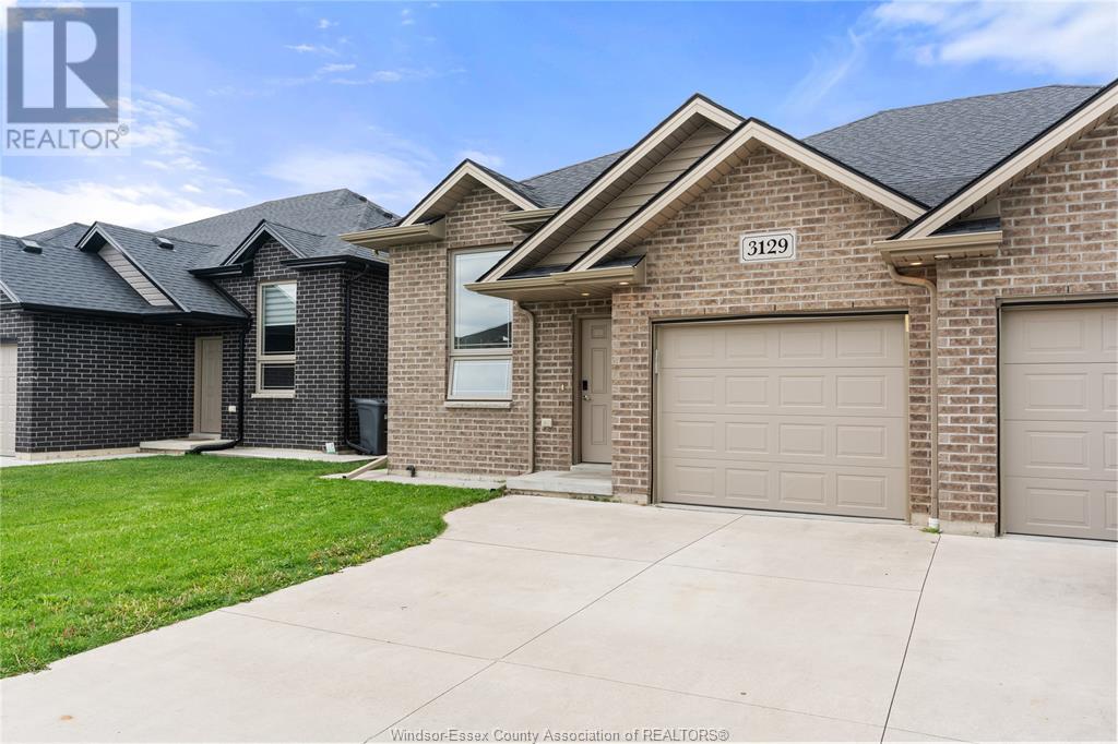 3129 Viola Crescent, Windsor, Ontario  N8N 0A1 - Photo 3 - 25012485