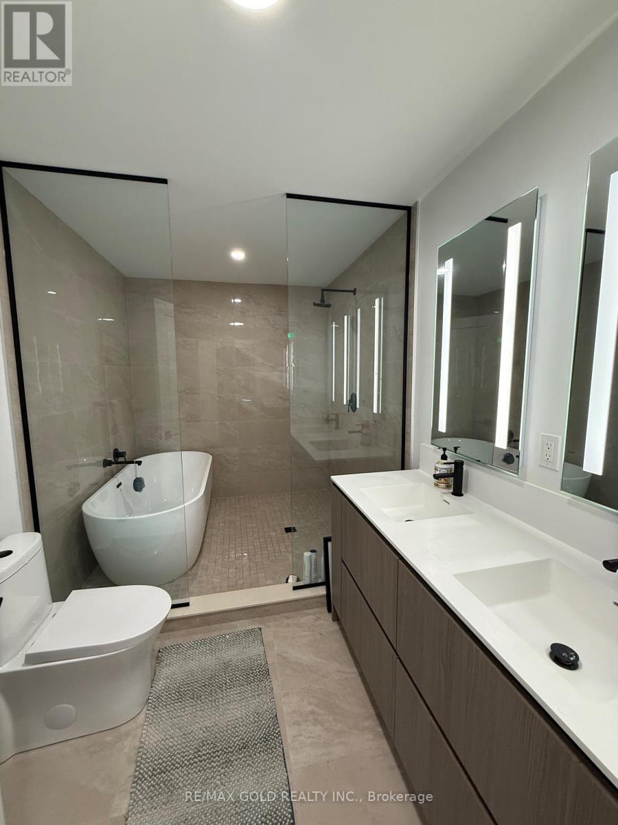 71 - 80 Coveside Drive W, Mississauga, Ontario  L5H 0B2 - Photo 10 - W12156563
