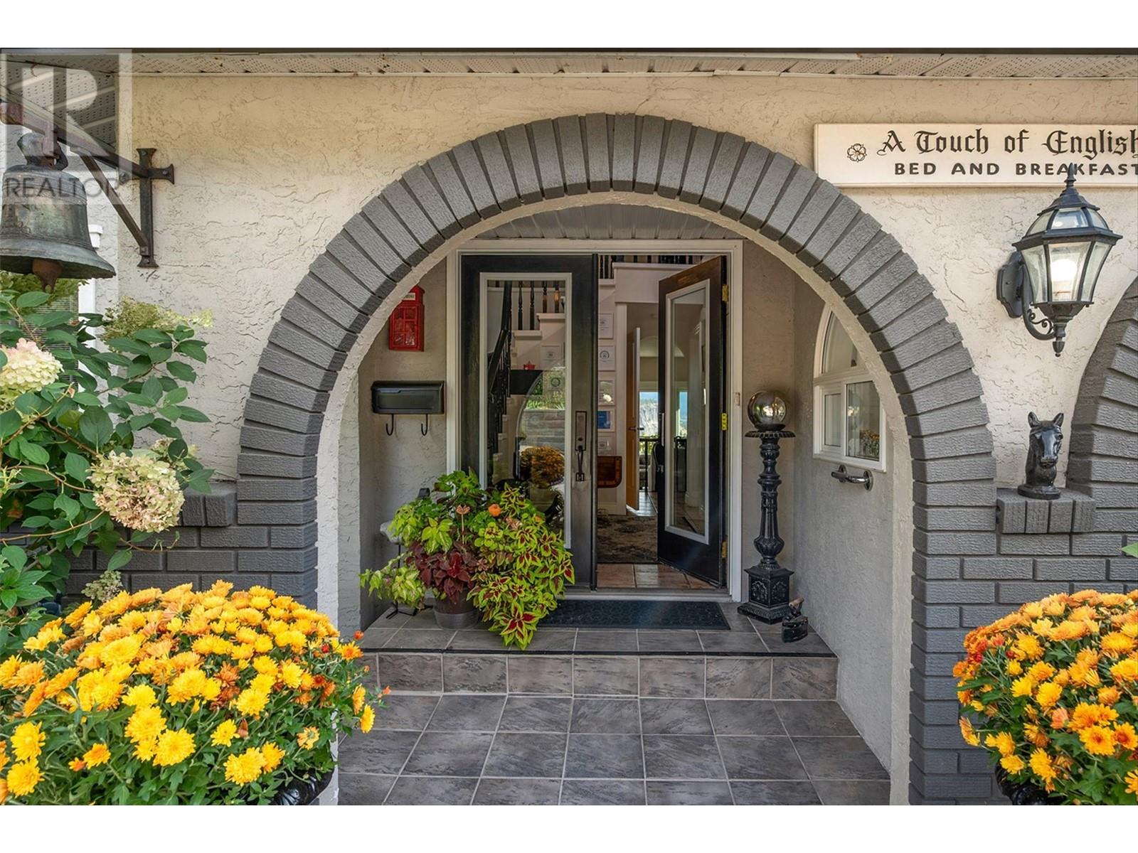 5 Alameda Court, Kelowna, British Columbia  V1V 1C6 - Photo 7 - 10347471