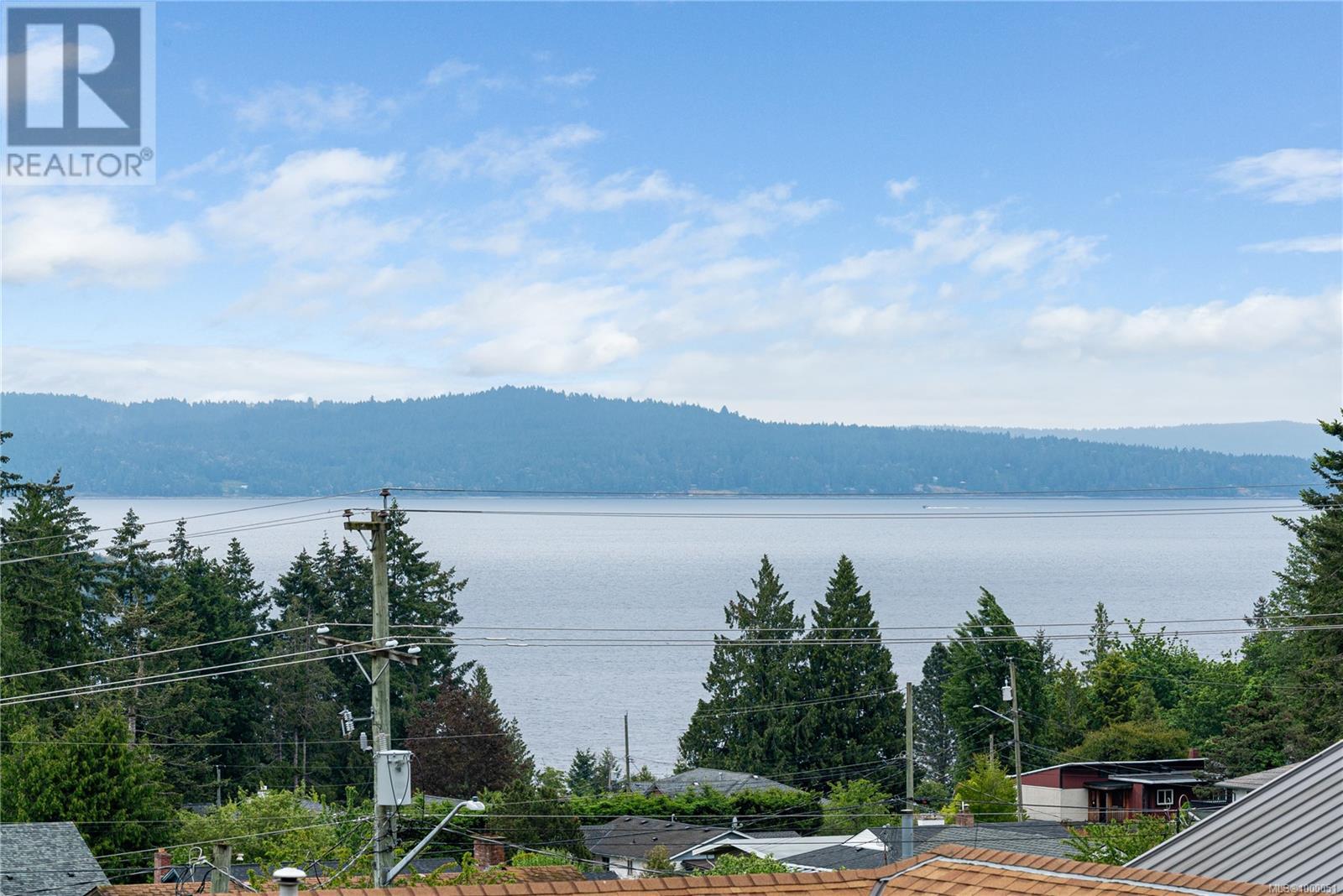 Property at 421 Battie Dr image 2