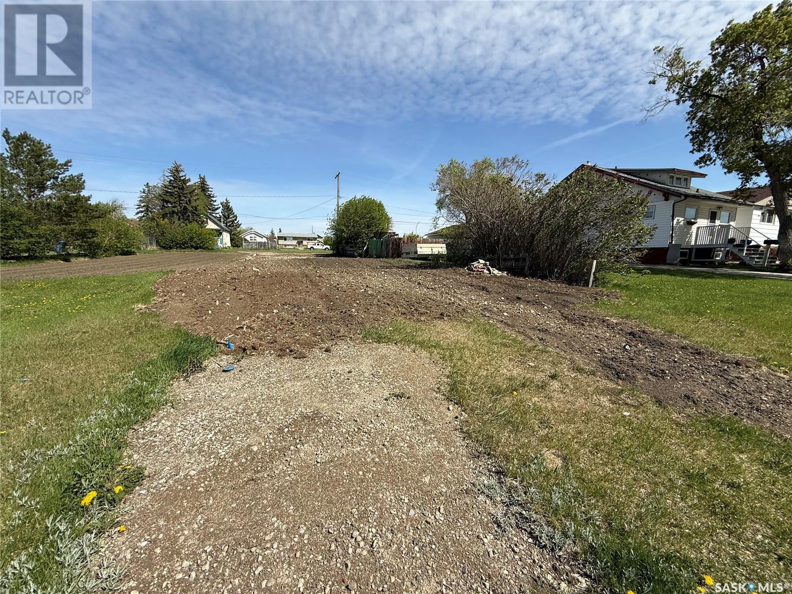 2047 Connaught Street, Regina, Saskatchewan  S4T 4T8 - Photo 4 - SK006412