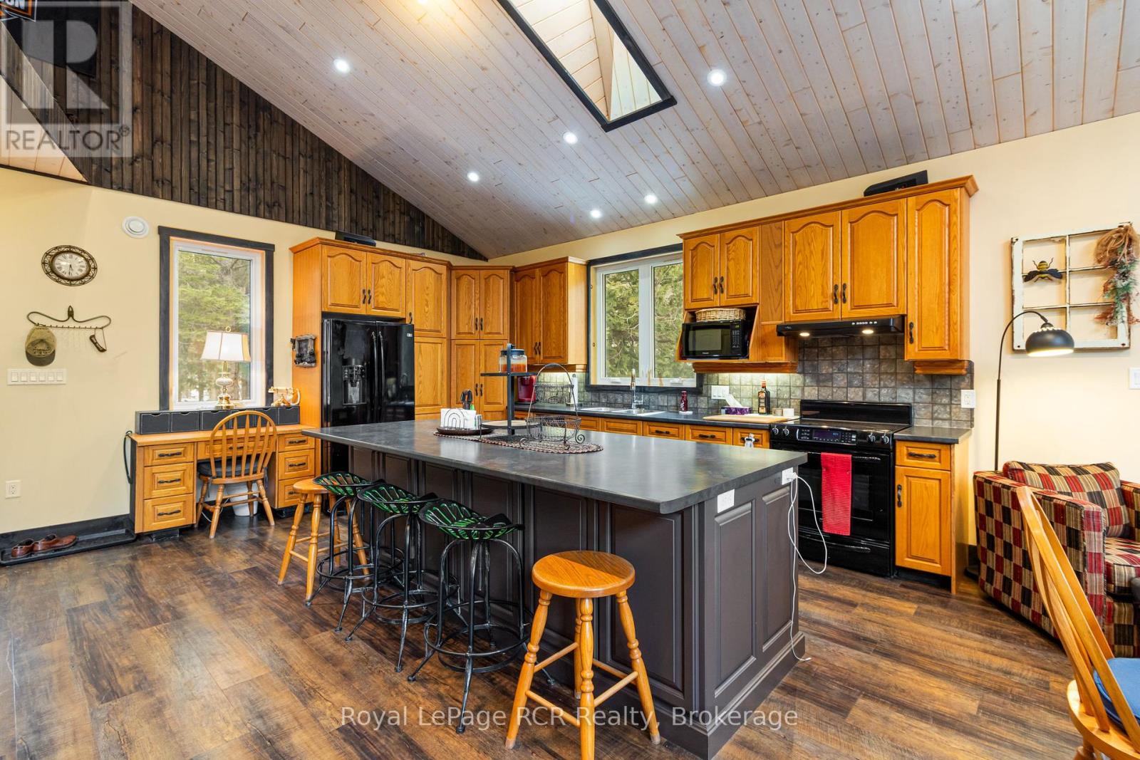 19 Redgate Rd Road E, South Bruce Peninsula, Ontario  N0H 2T0 - Photo 11 - X12037340
