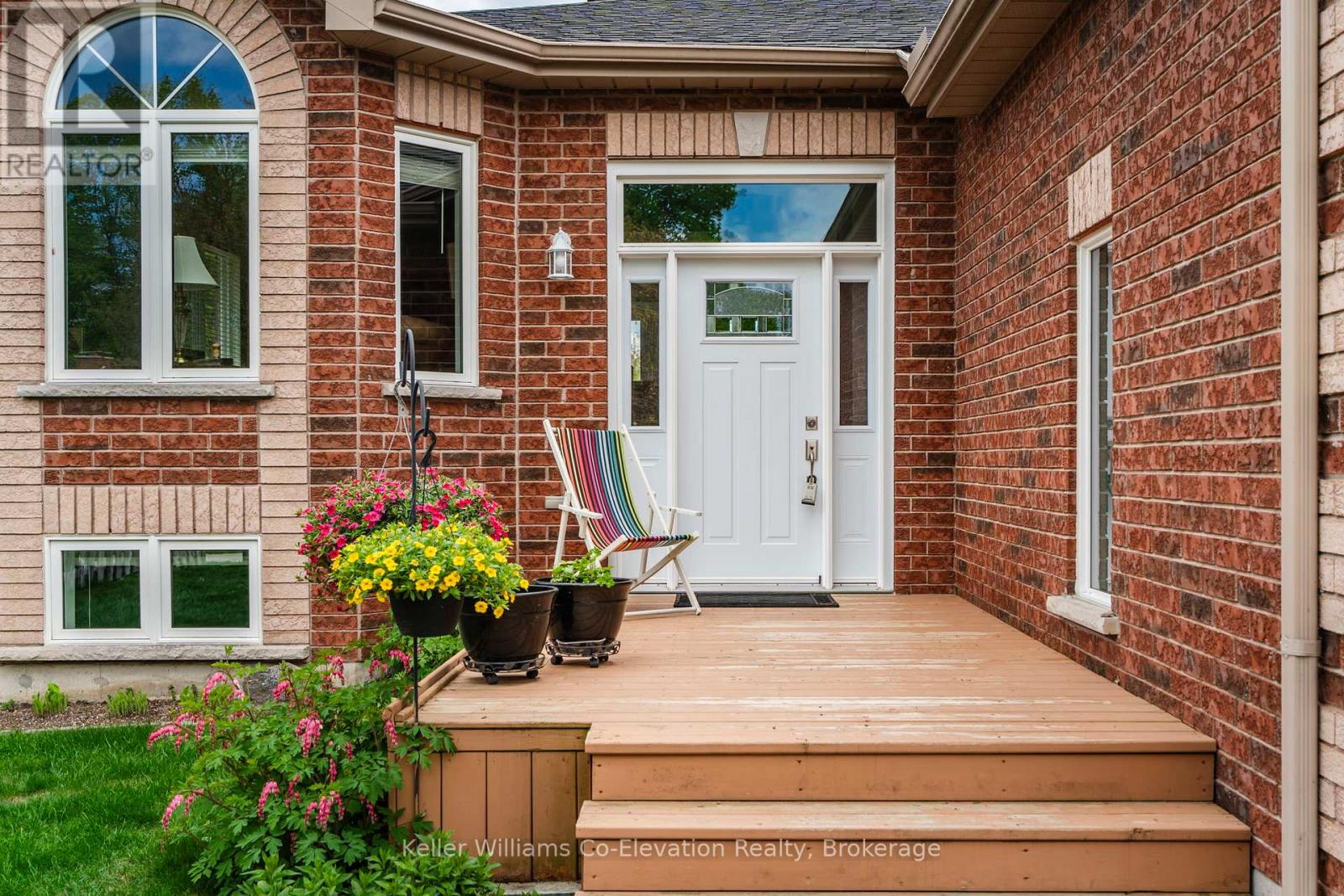 Property at 915 OTTAWA STREET N image 3