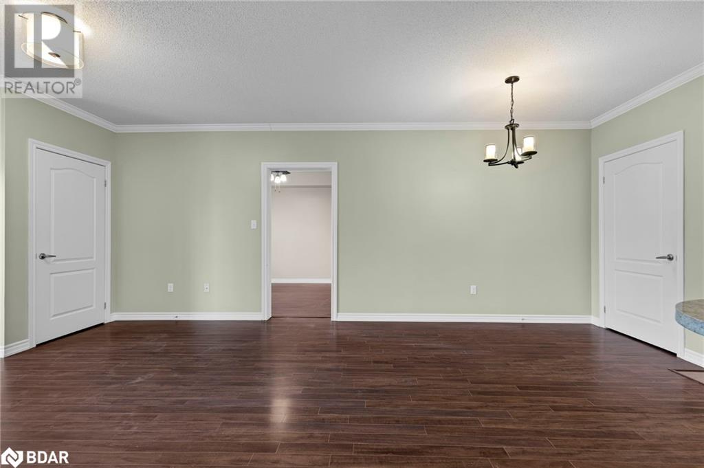 39 Ferndale Drive S Unit# 106, Barrie, Ontario  L4N 5T5 - Photo 9 - 40730190