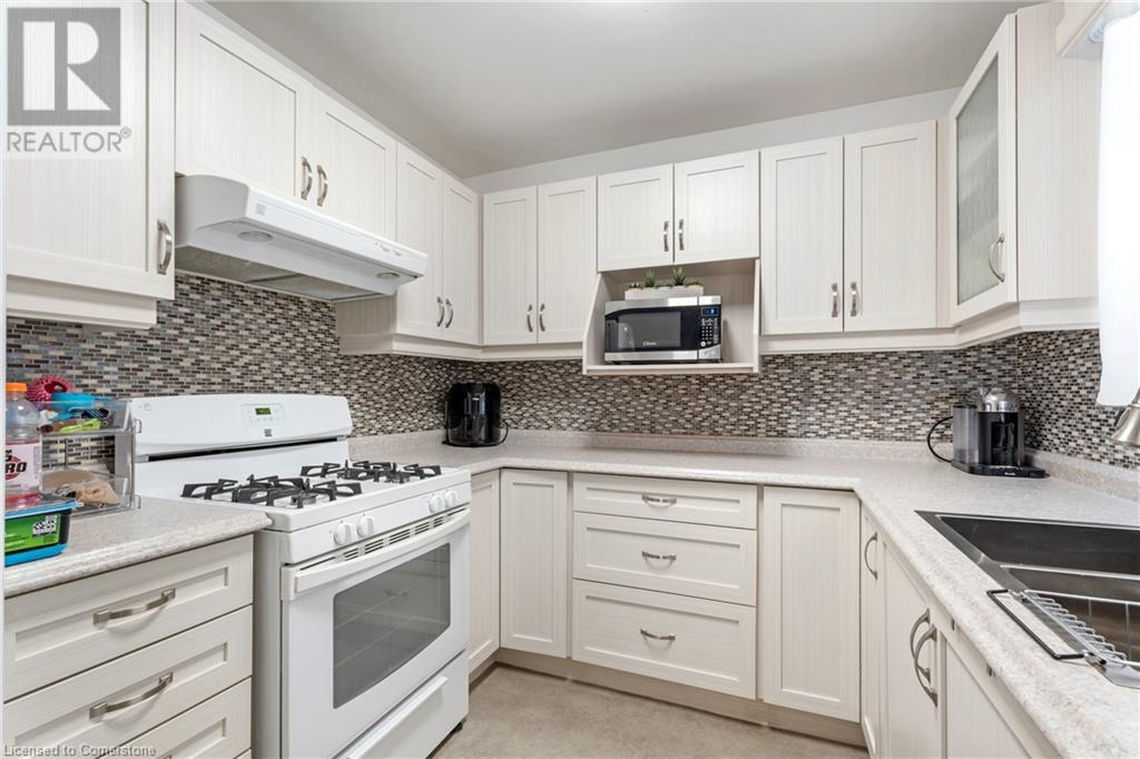 31 Kinross St Street Unit# 8, Caledonia, Ontario  N3W 1J7 - Photo 14 - 40720091