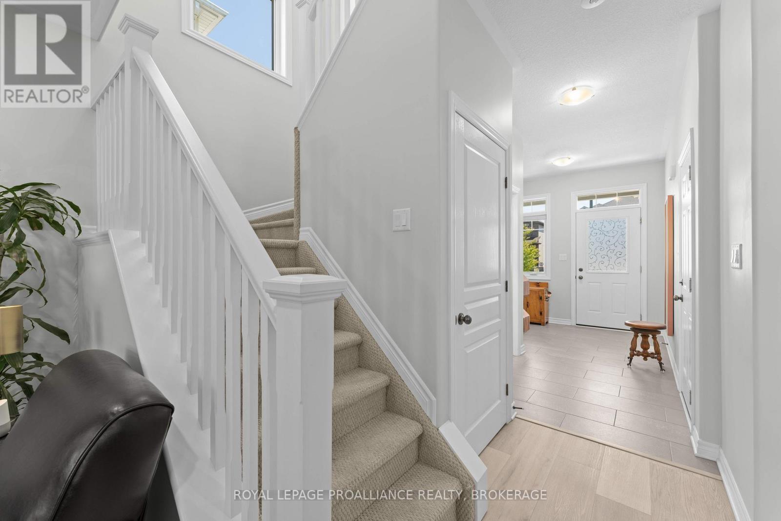 1606 Brookedayle Avenue, Kingston, Ontario  K7P 0S8 - Photo 6 - X12159074