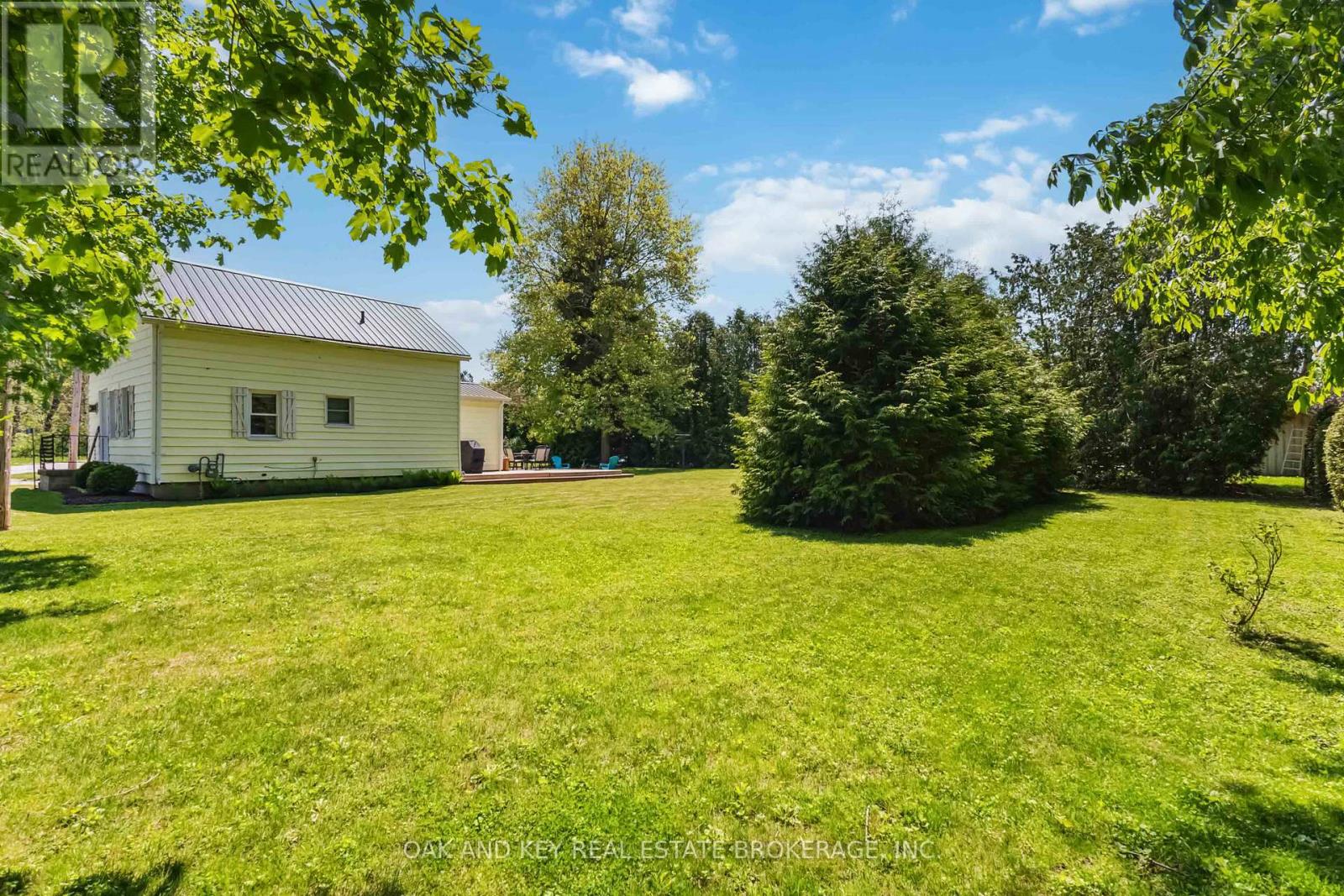 130 Wellington Street, Southwest Middlesex (Wardsville), Ontario  N0L 2N0 - Photo 33 - X12158902