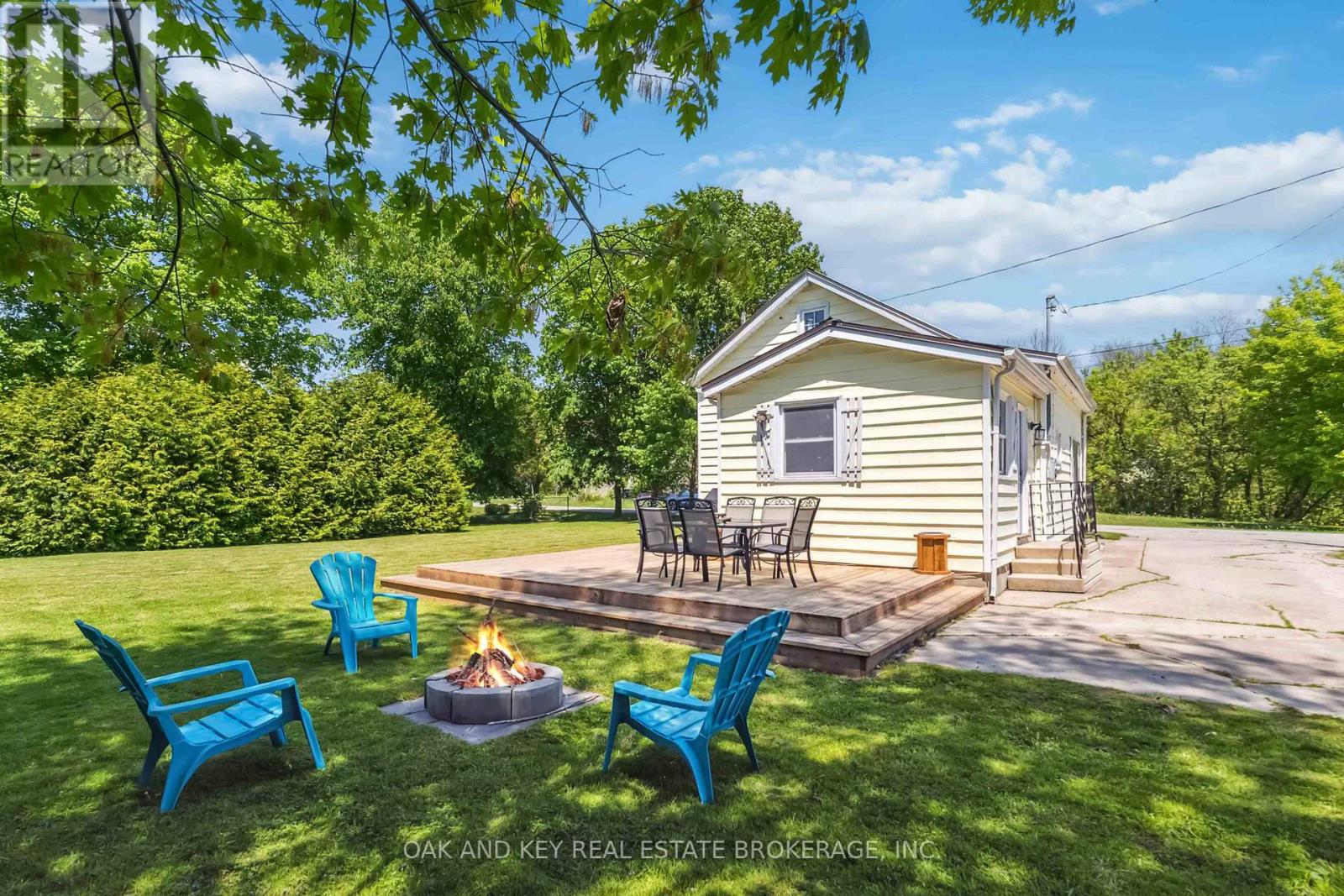 130 Wellington Street, Southwest Middlesex (Wardsville), Ontario  N0L 2N0 - Photo 38 - X12158902