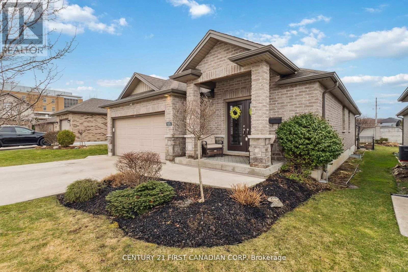 11 - 1430 Highbury Avenue, London East, Ontario  N5Y 6M4 - Photo 3 - X12159069