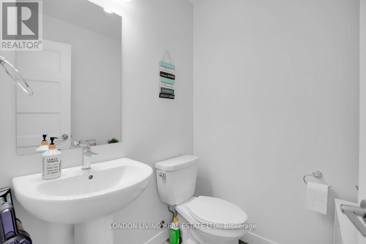 28 - 3380 Singleton Avenue, London South, Ontario  N6L 0C3 - Photo 16 - X12159089