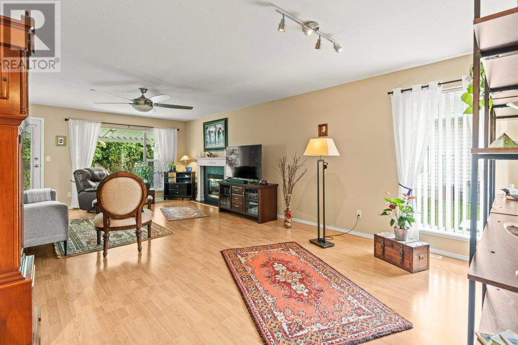 2675 Pine Avenue Unit# 14, Lumby, British Columbia  V0E 2G5 - Photo 16 - 10347961