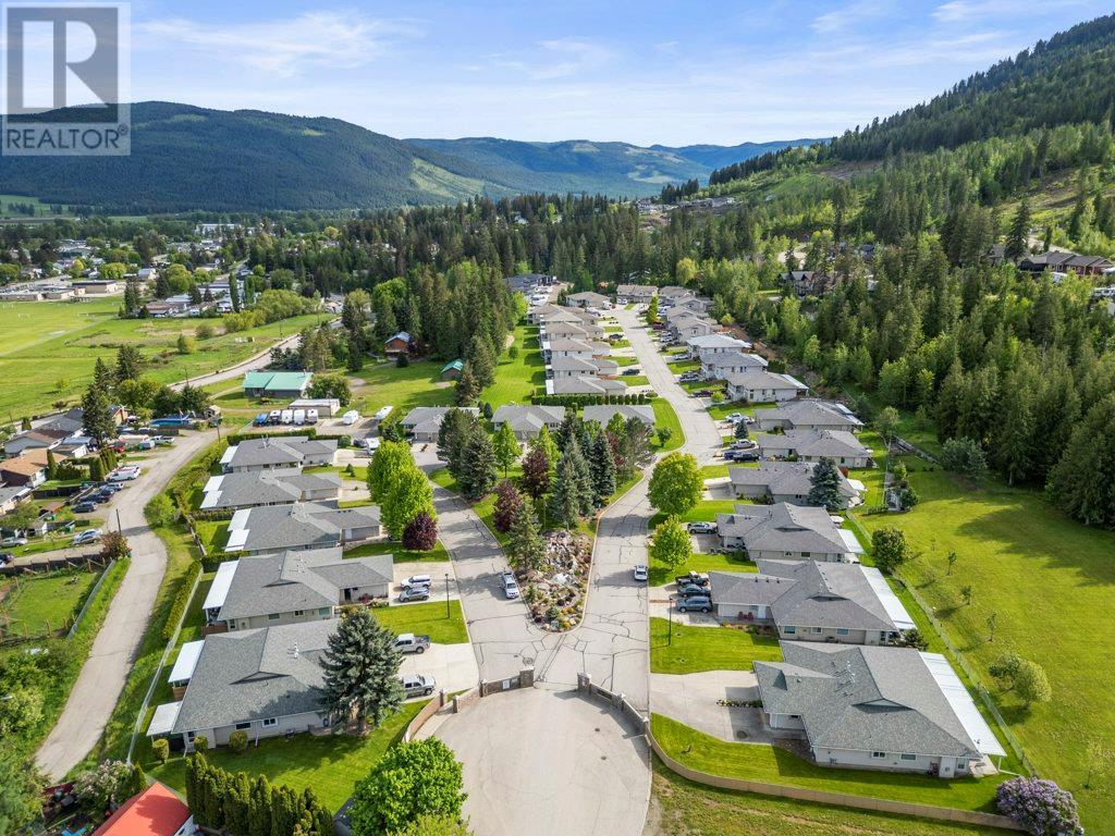 2675 Pine Avenue Unit# 14, Lumby, British Columbia  V0E 2G5 - Photo 52 - 10347961