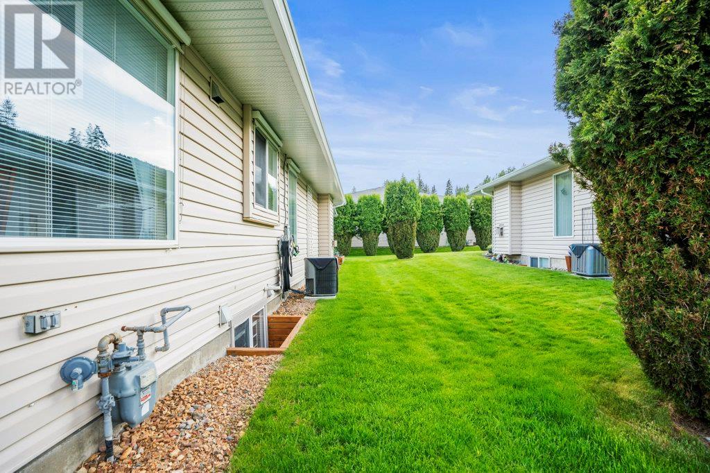 2675 Pine Avenue Unit# 14, Lumby, British Columbia  V0E 2G5 - Photo 63 - 10347961