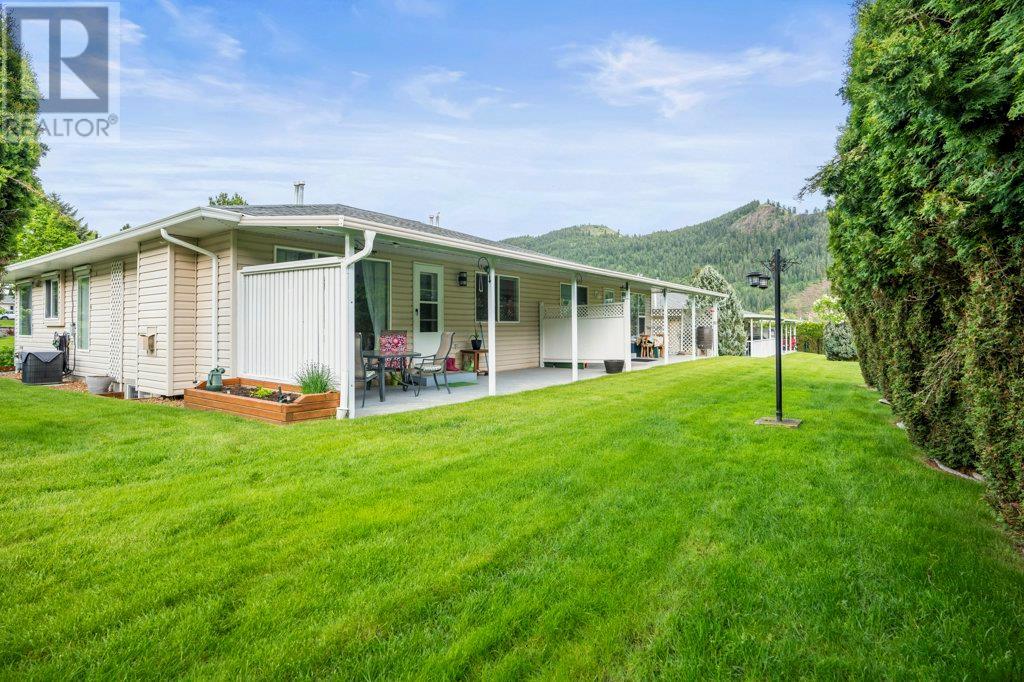 2675 Pine Avenue Unit# 14, Lumby, British Columbia  V0E 2G5 - Photo 65 - 10347961