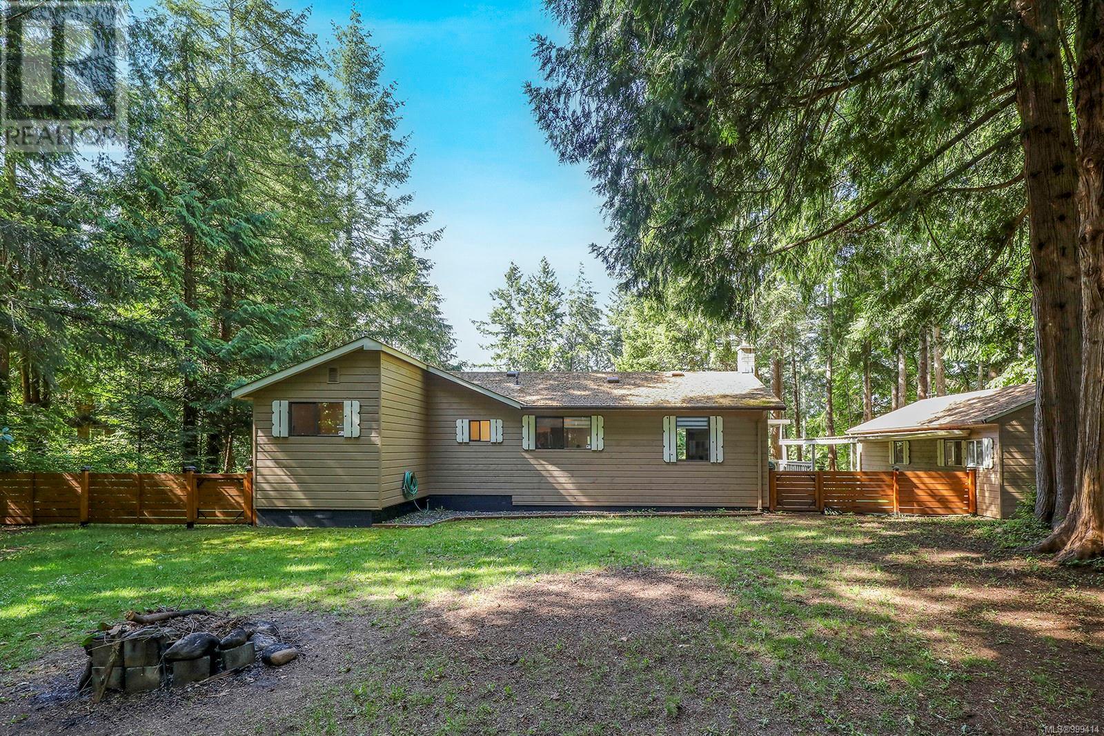 209 Baynes Dr, Fanny Bay, British Columbia  V0R 1W0 - Photo 30 - 999414