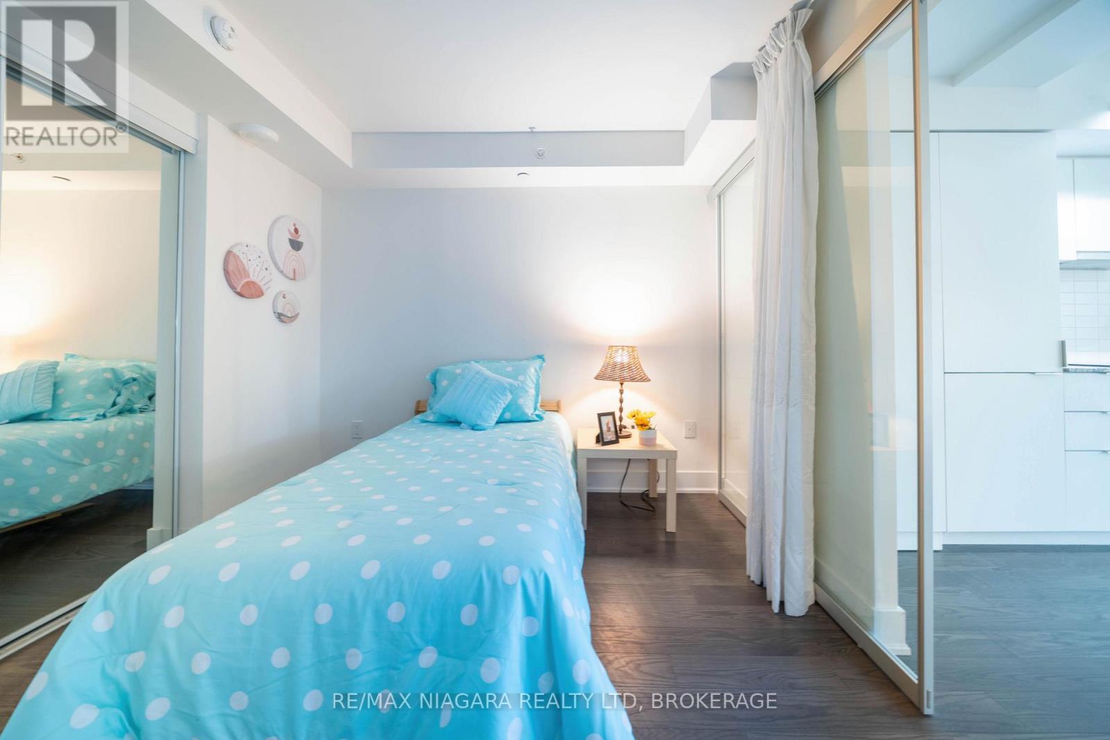 2109 - 955 Bay Street, Toronto, Ontario  M5S 0C6 - Photo 20 - C12158940