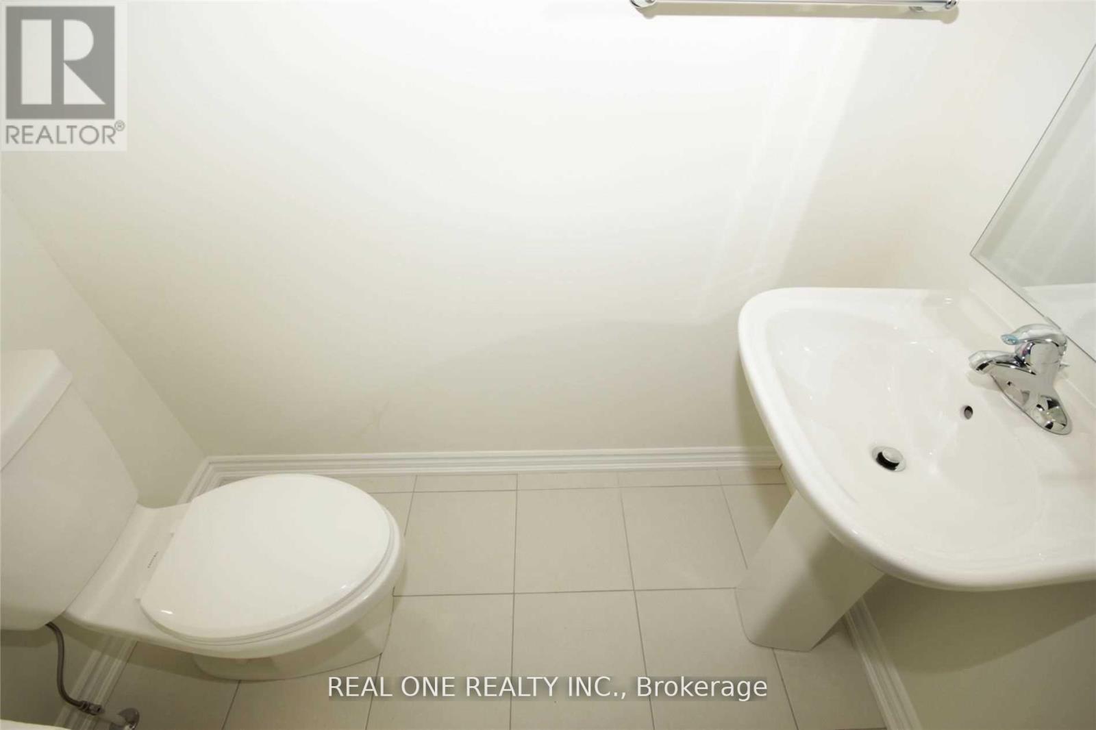 83 Therma Crescent, Markham (Victoria Square), Ontario  L6C 3K9 - Photo 9 - N12087841