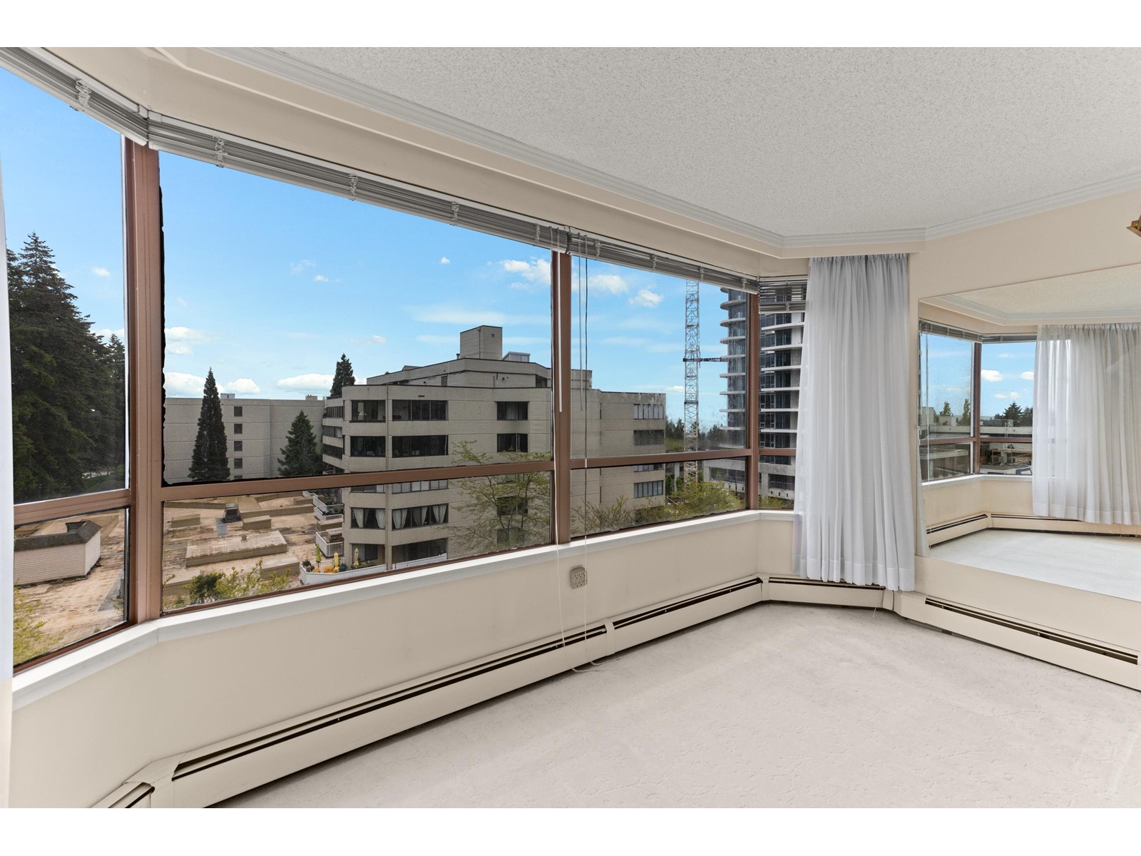 608 15111 Russell Avenue, White Rock, British Columbia  V4B 2P4 - Photo 5 - R3004154