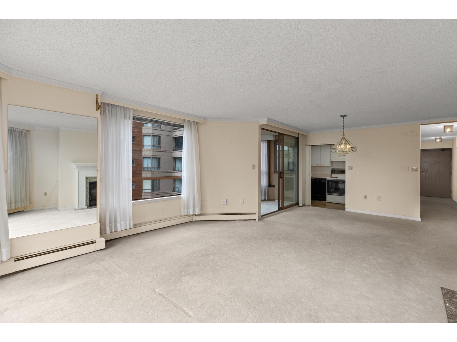 608 15111 Russell Avenue, White Rock, British Columbia  V4B 2P4 - Photo 12 - R3004154