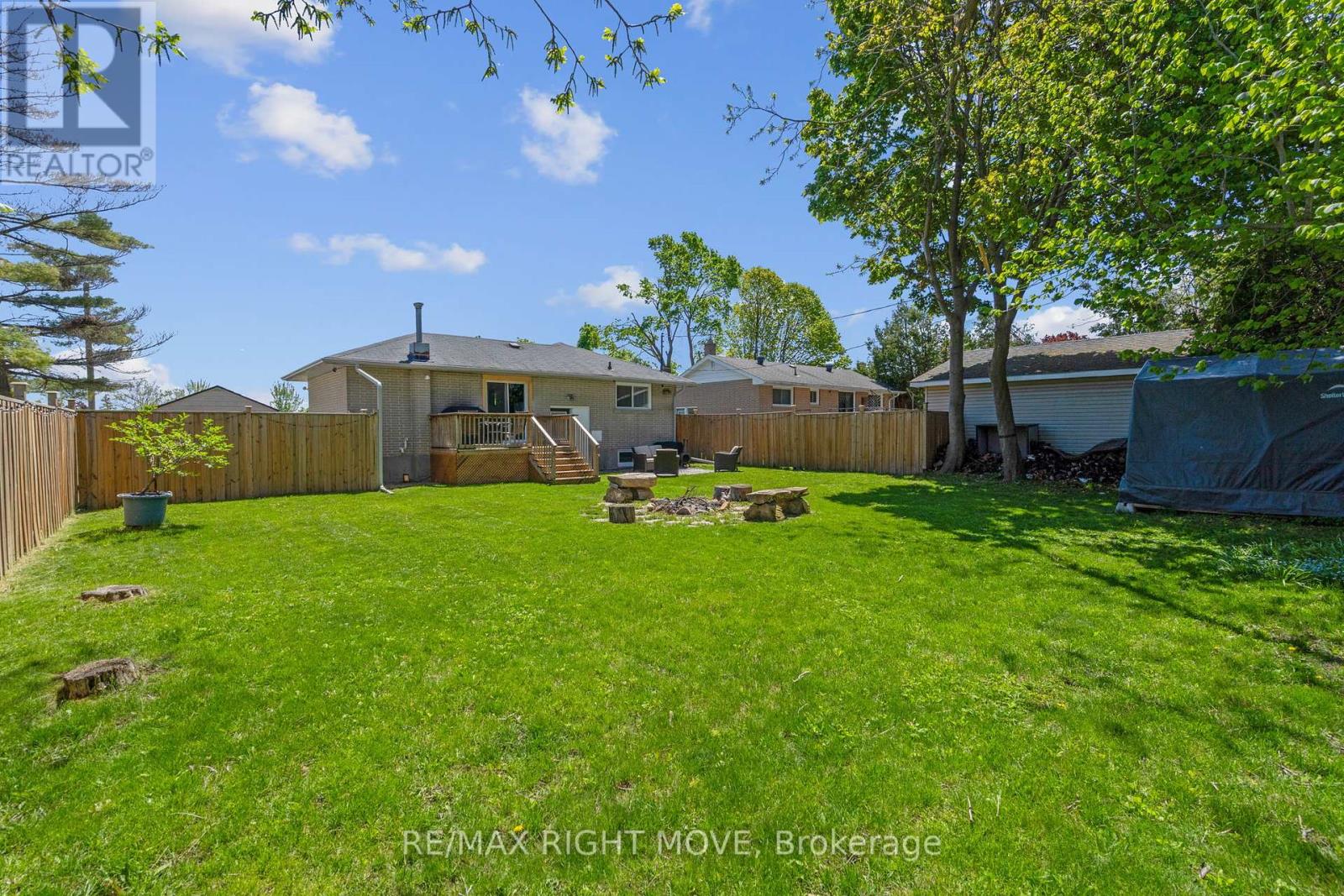 88 Rose Street, Barrie, Ontario  L4M 2T2 - Photo 42 - S12146328