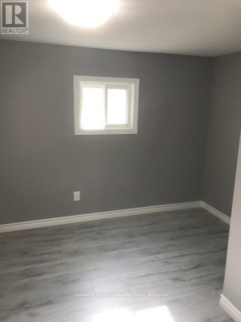 28 Grove Street E, Barrie, Ontario L4M 2N7 - Photo 17 - S12158918