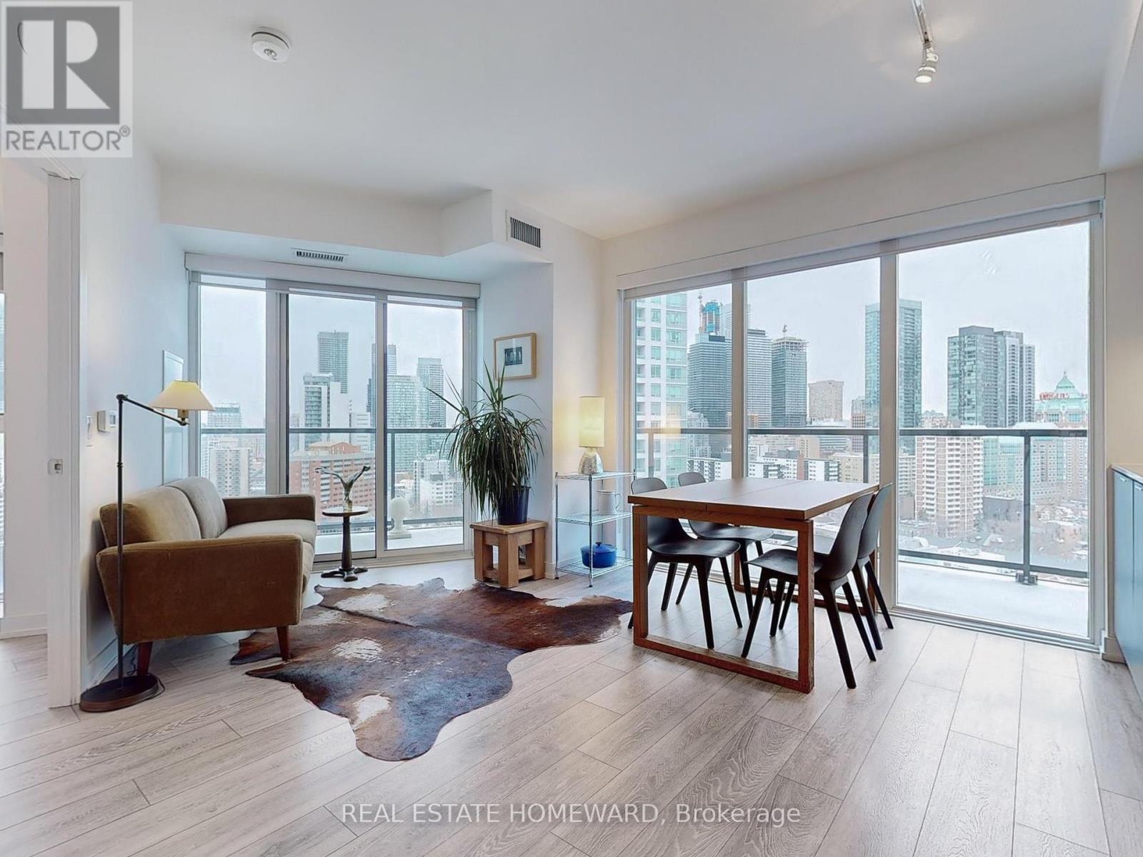 1809 - 159 Wellesley Street E, Toronto, Ontario  M4Y 0H5 - Photo 9 - C12158780