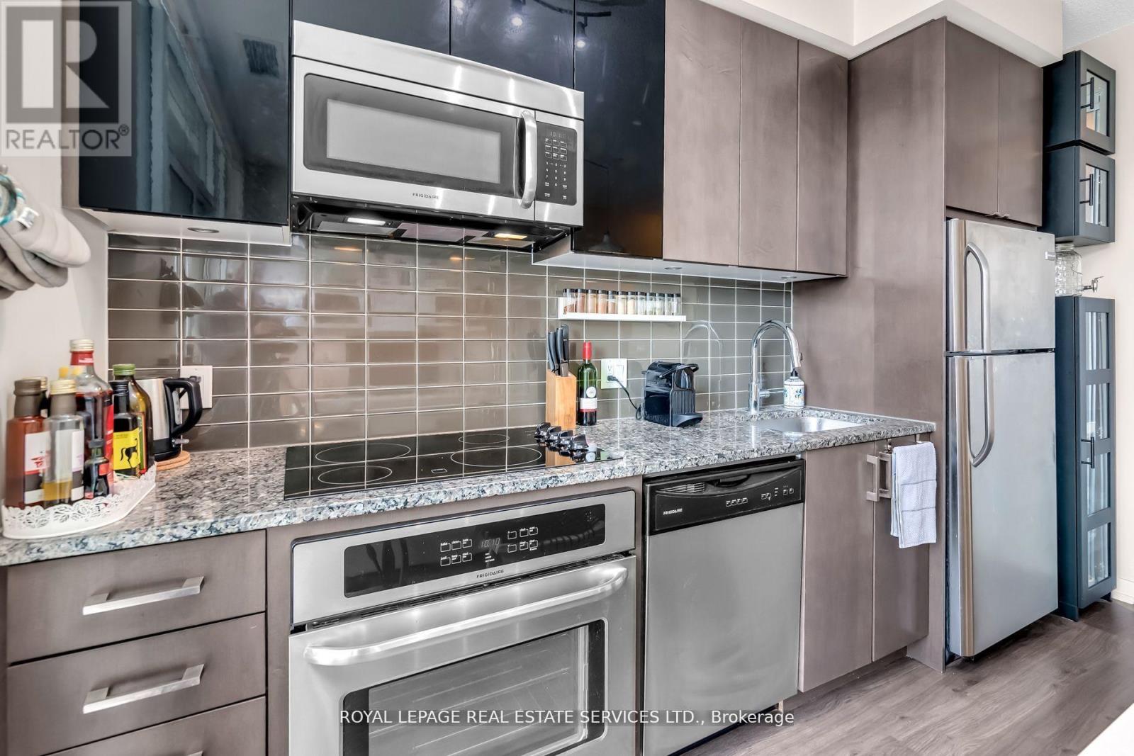 727 - 89 Dunfield Avenue, Toronto, Ontario  M4S 0A4 - Photo 12 - C12158839