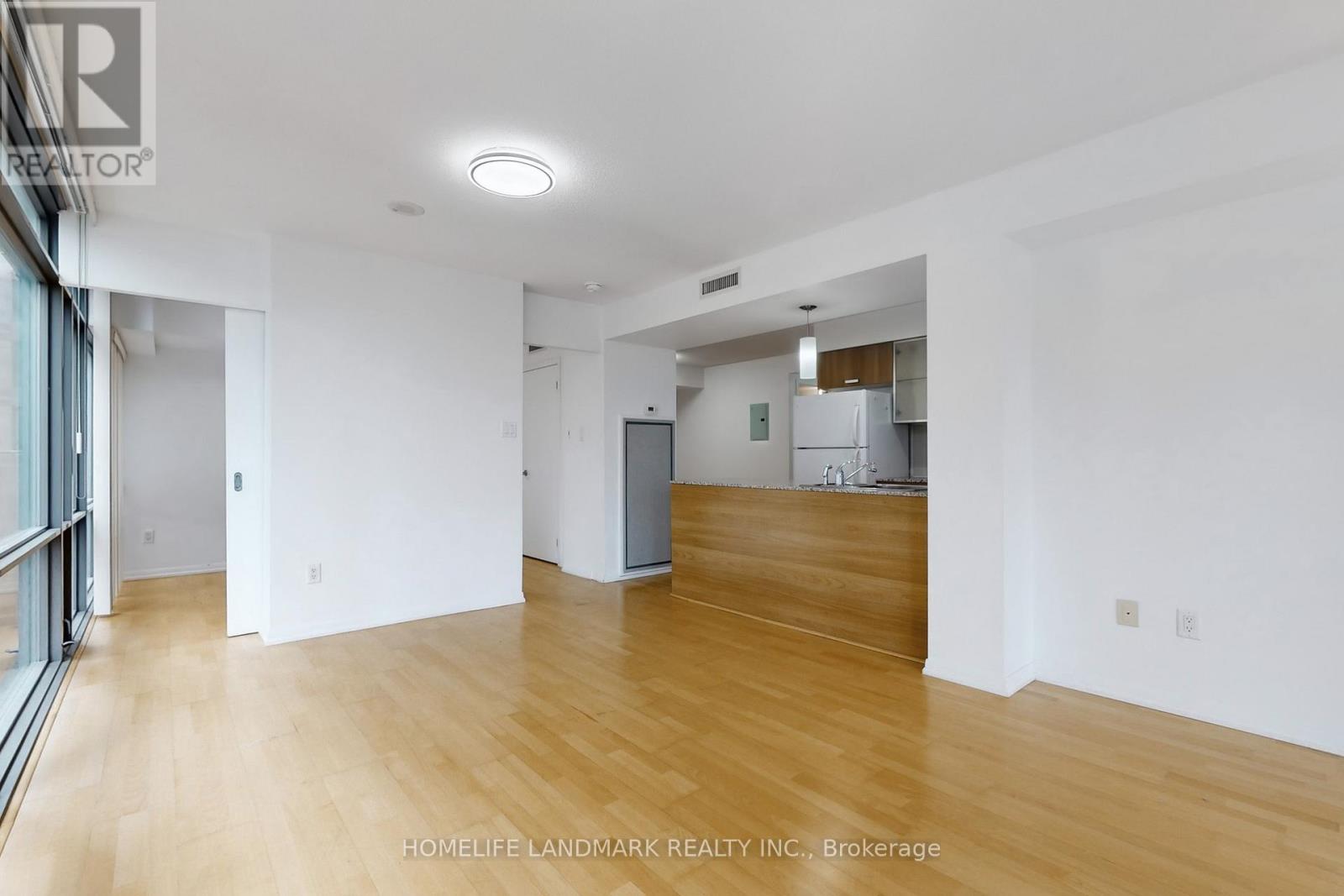 808 - 38 Grenville Street, Toronto, Ontario  M4Y 1A5 - Photo 10 - C12158841