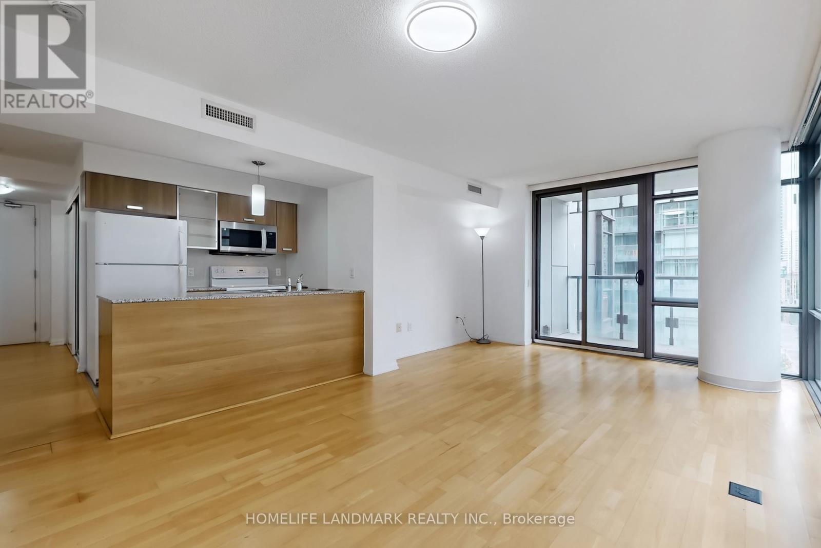 808 - 38 Grenville Street, Toronto, Ontario  M4Y 1A5 - Photo 8 - C12158841
