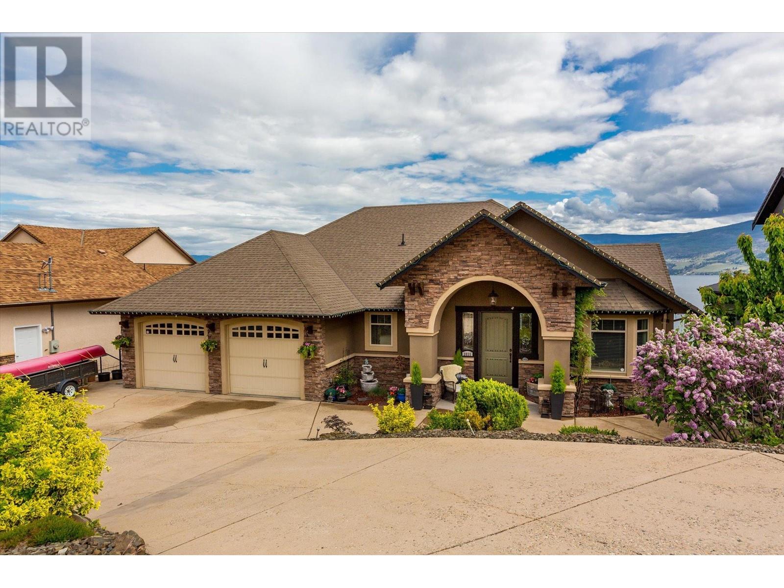 3935 Harding Road, west kelowna, British Columbia