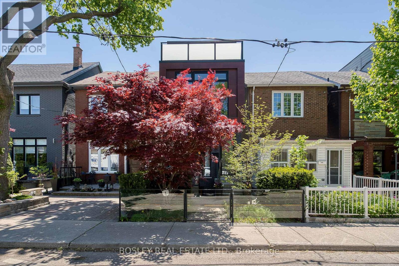 189 ARGYLE STREET, toronto (little portugal), Ontario