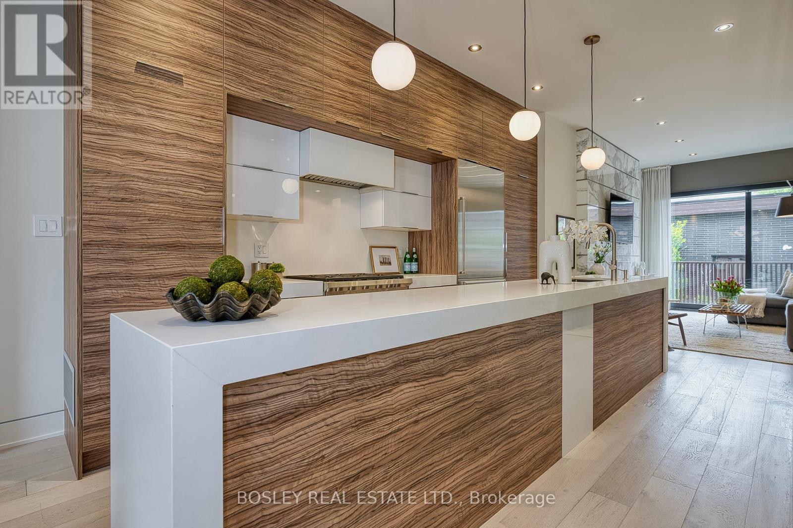 189 Argyle Street, Toronto, Ontario  M6J 1P5 - Photo 6 - C12158866