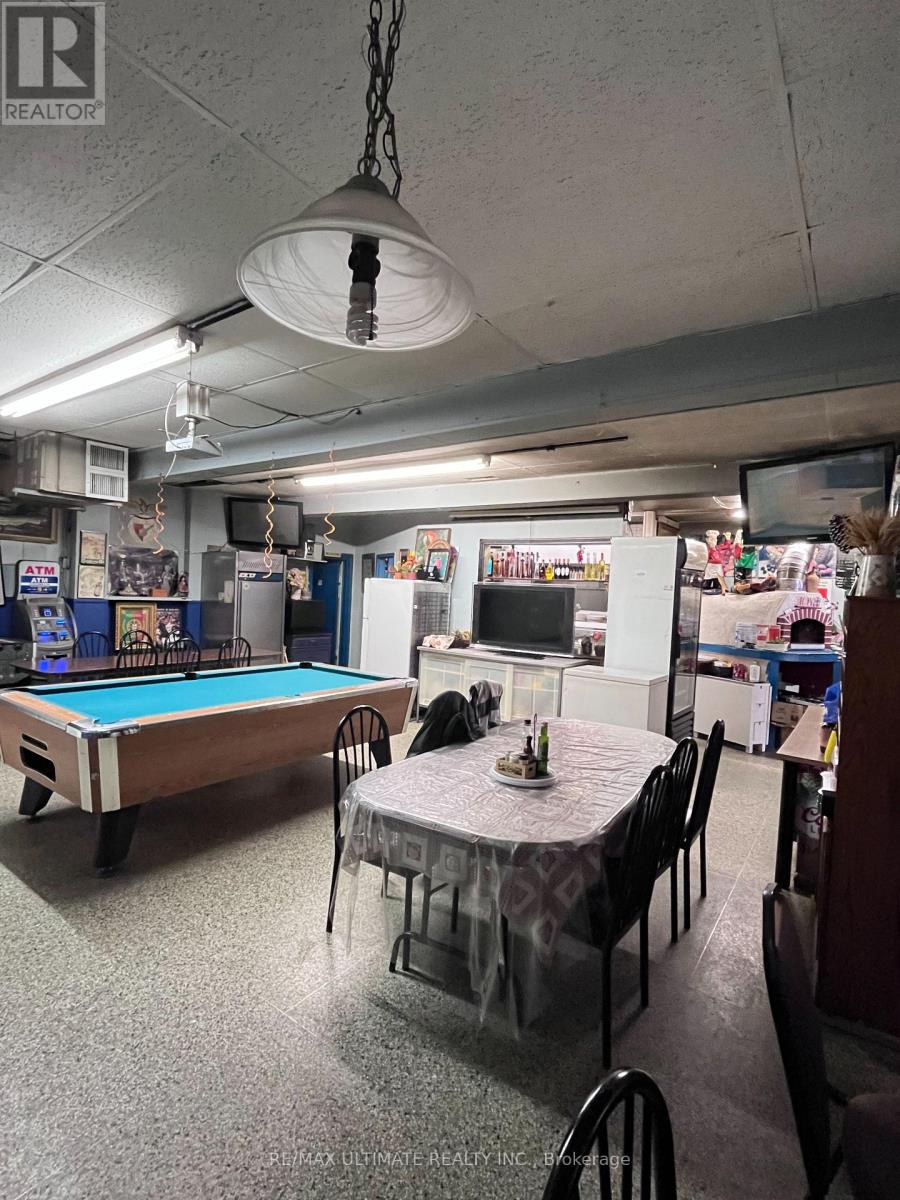 1135 College Street, Toronto, Ontario  M6H 1B5 - Photo 12 - C12158874