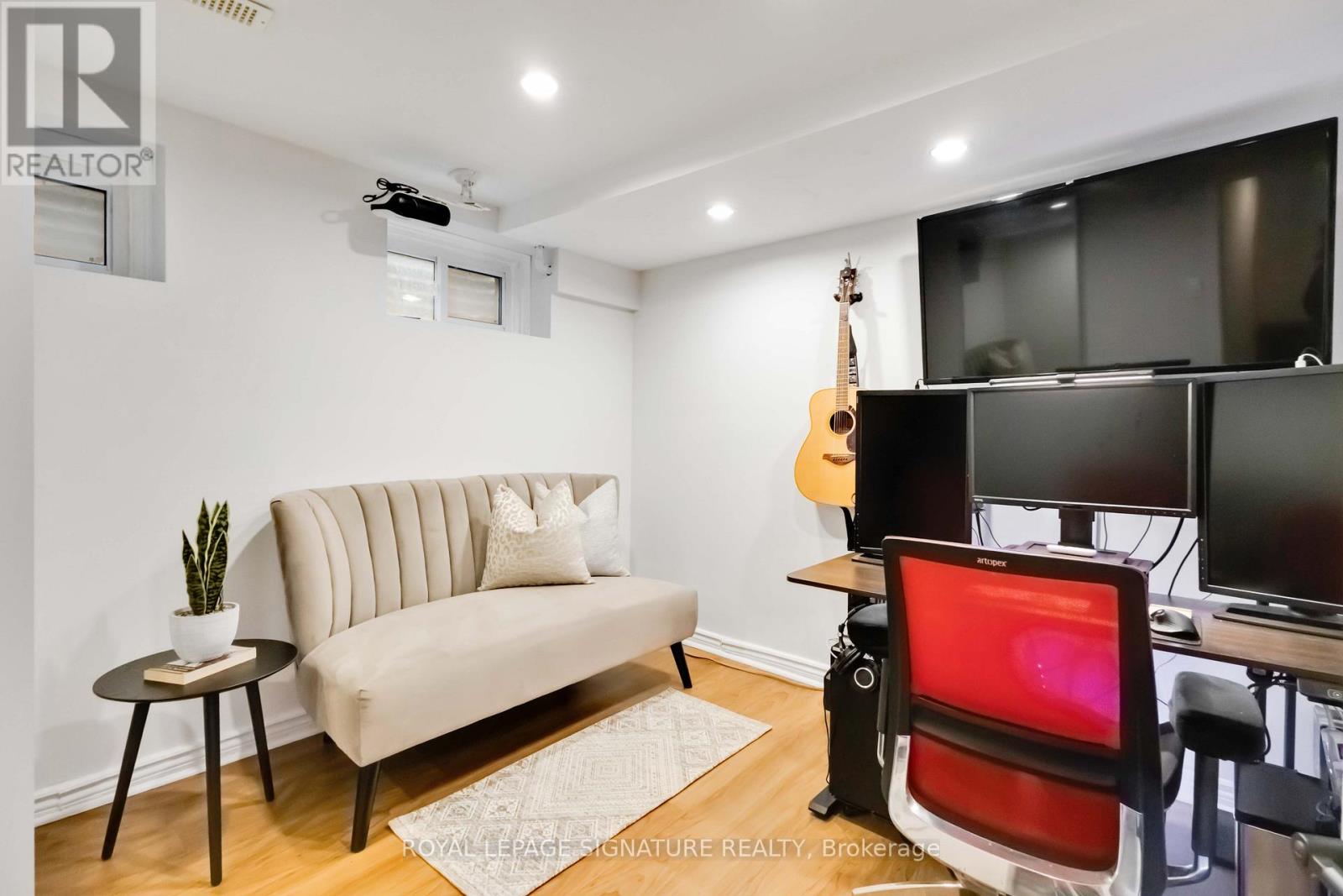124 Marbury Crescent, Toronto, Ontario  M3A 2G4 - Photo 24 - C12158894
