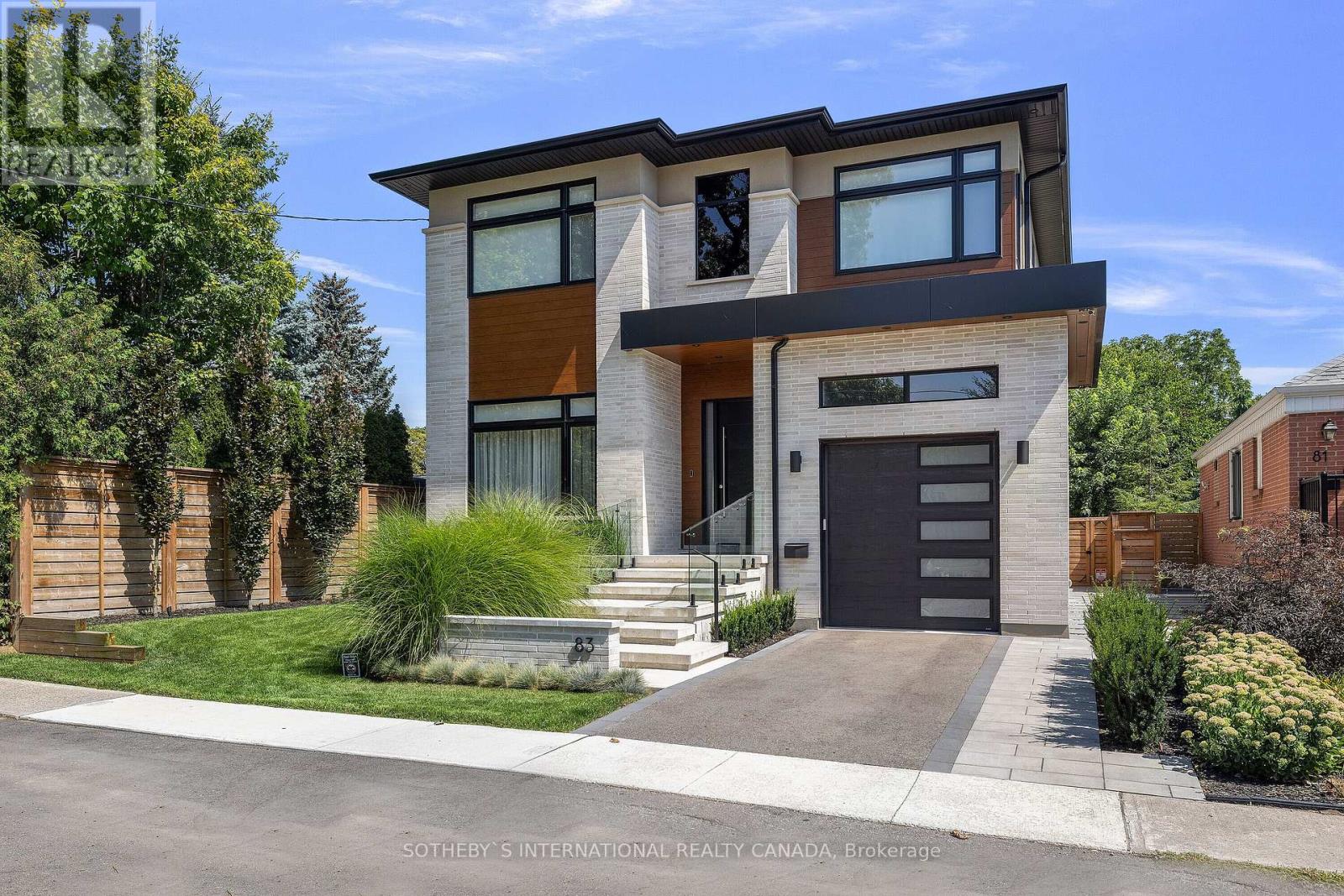 83 Guthrie Avenue, Toronto (Stonegate-Queensway), Ontario  M8Y 3L3 - Photo 1 - W12107885