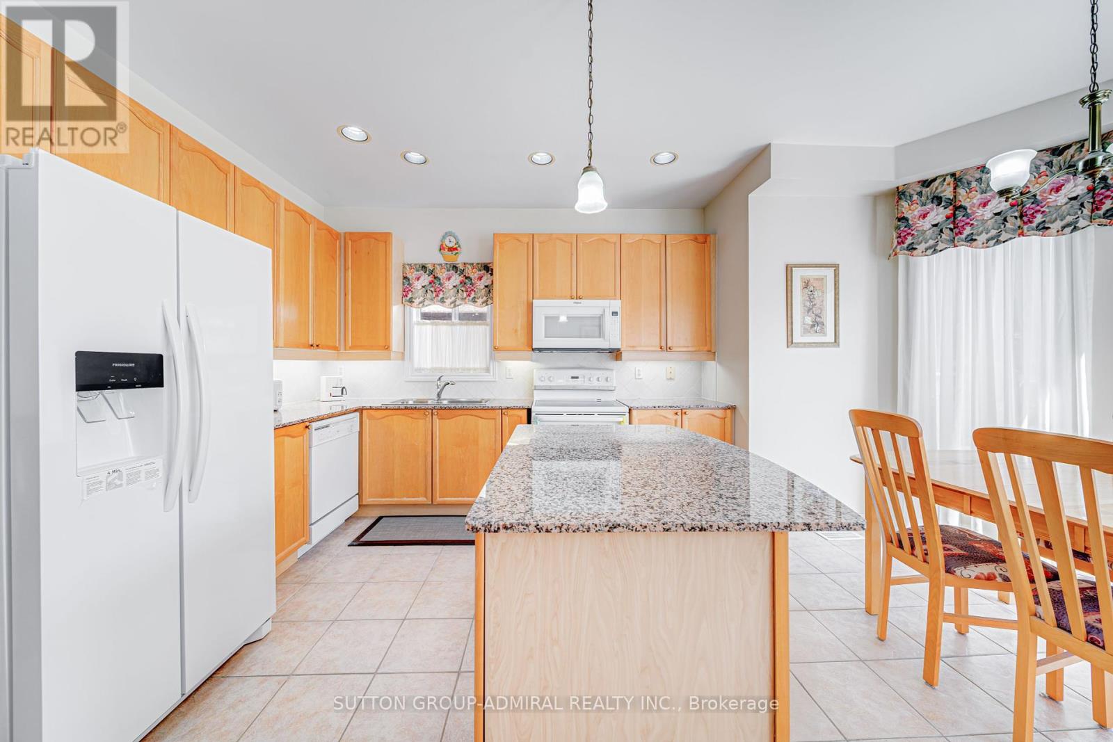 31 Acara Court, Toronto (Tam O'shanter-Sullivan), Ontario  M1T 3W9 - Photo 11 - E12158889