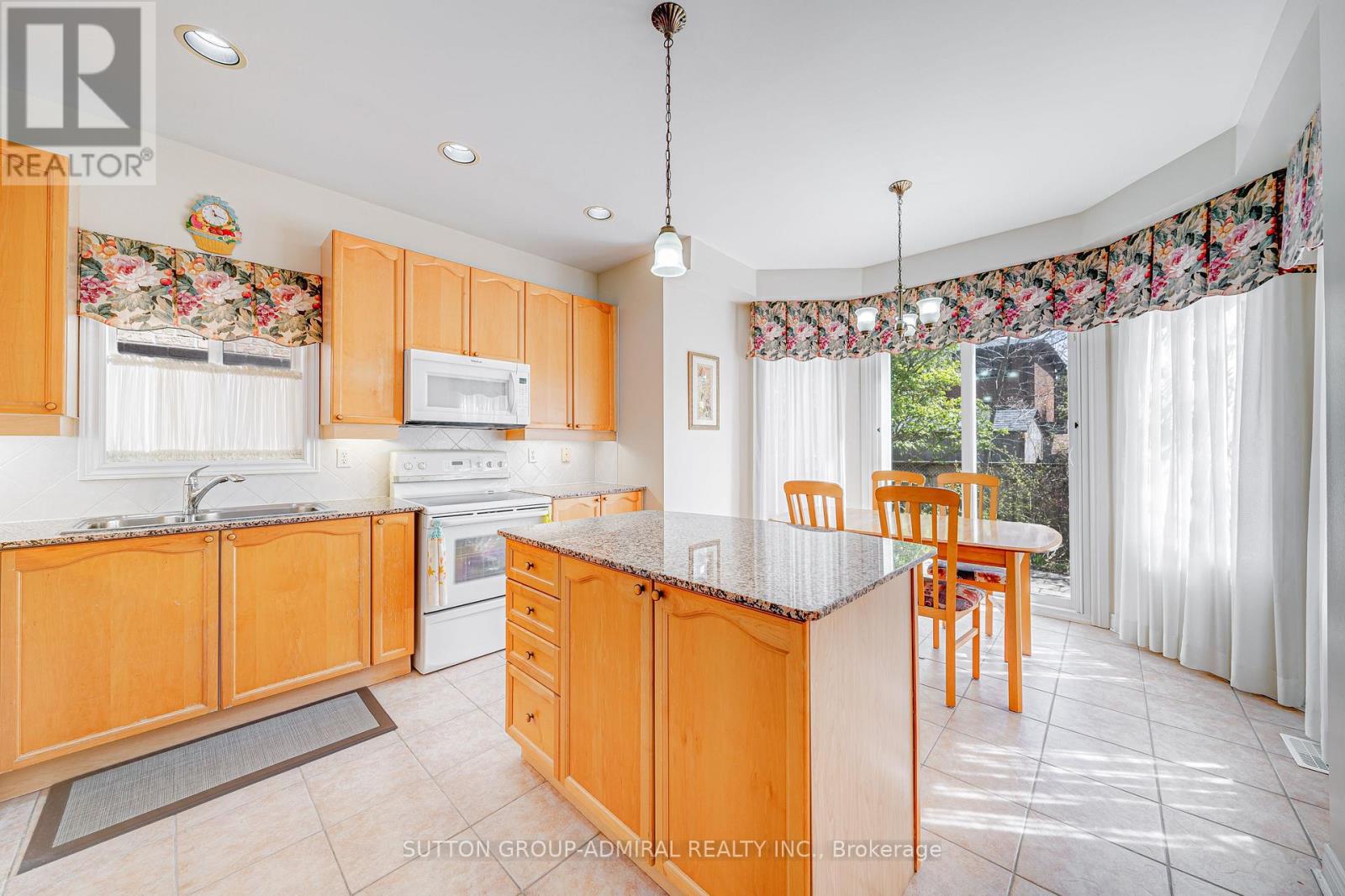 31 Acara Court, Toronto (Tam O'shanter-Sullivan), Ontario  M1T 3W9 - Photo 12 - E12158889