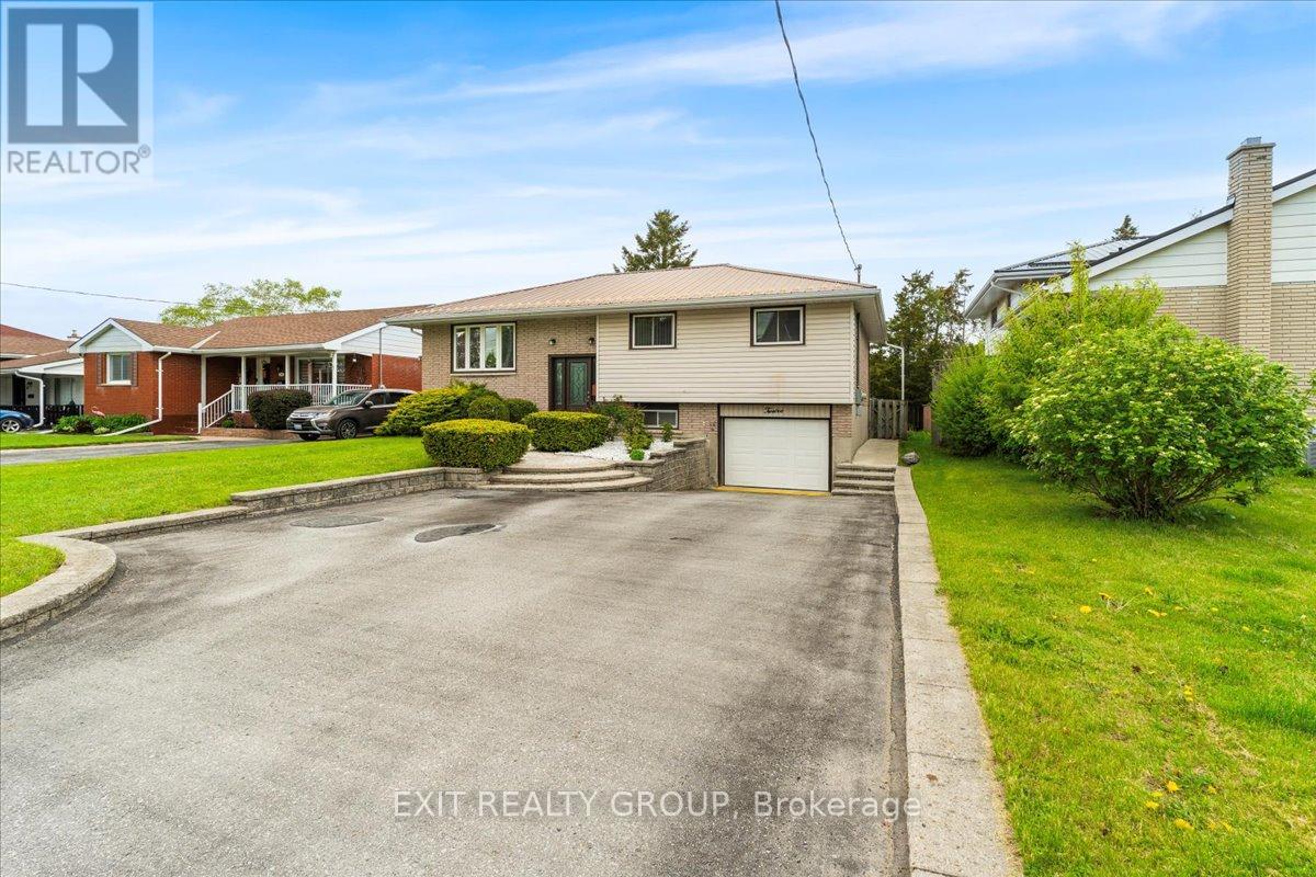 Property at 12 CHOWN CRESCENT image 2