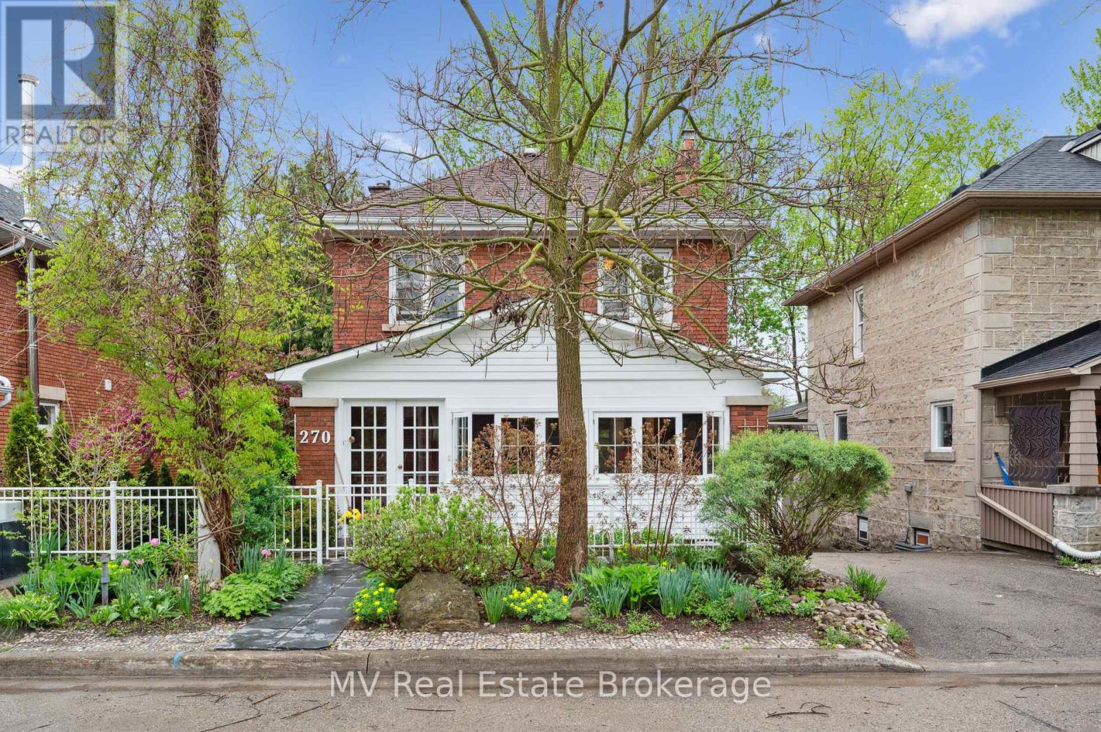 Property at 270 ST ANDREW STREET E image 4