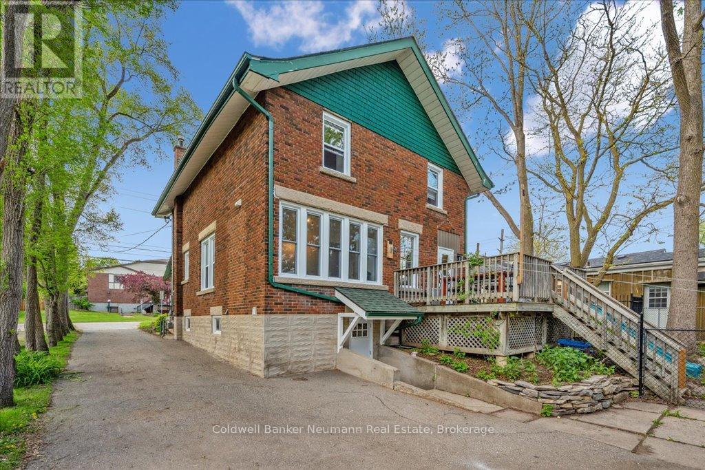 120 Waterloo Avenue, Guelph, Ontario  N1H 3J1 - Photo 33 - X12159072